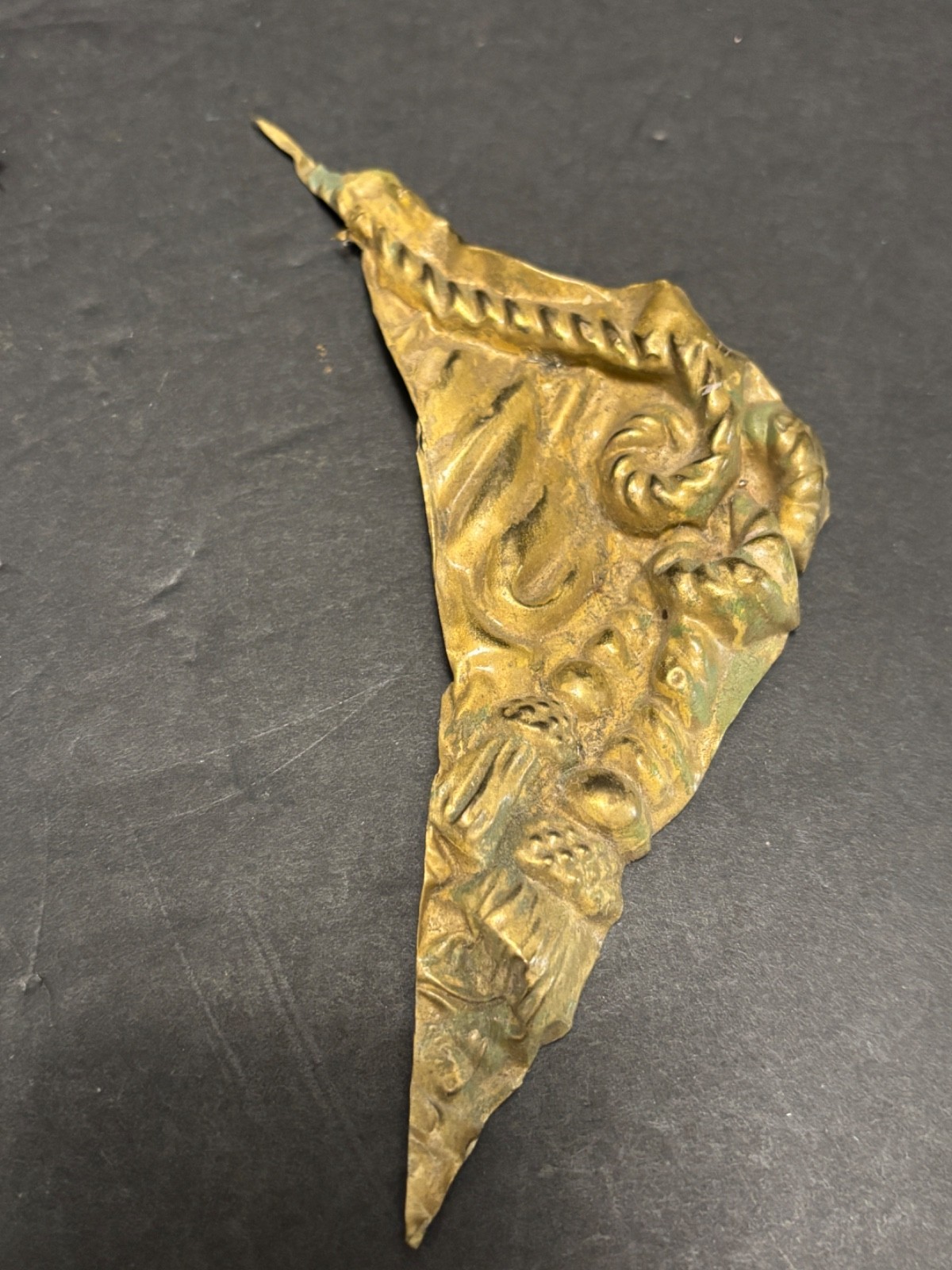 2 Decorative Antique Pressed Brass CORNERS Embossed ROPE & TASSEL Embellishments