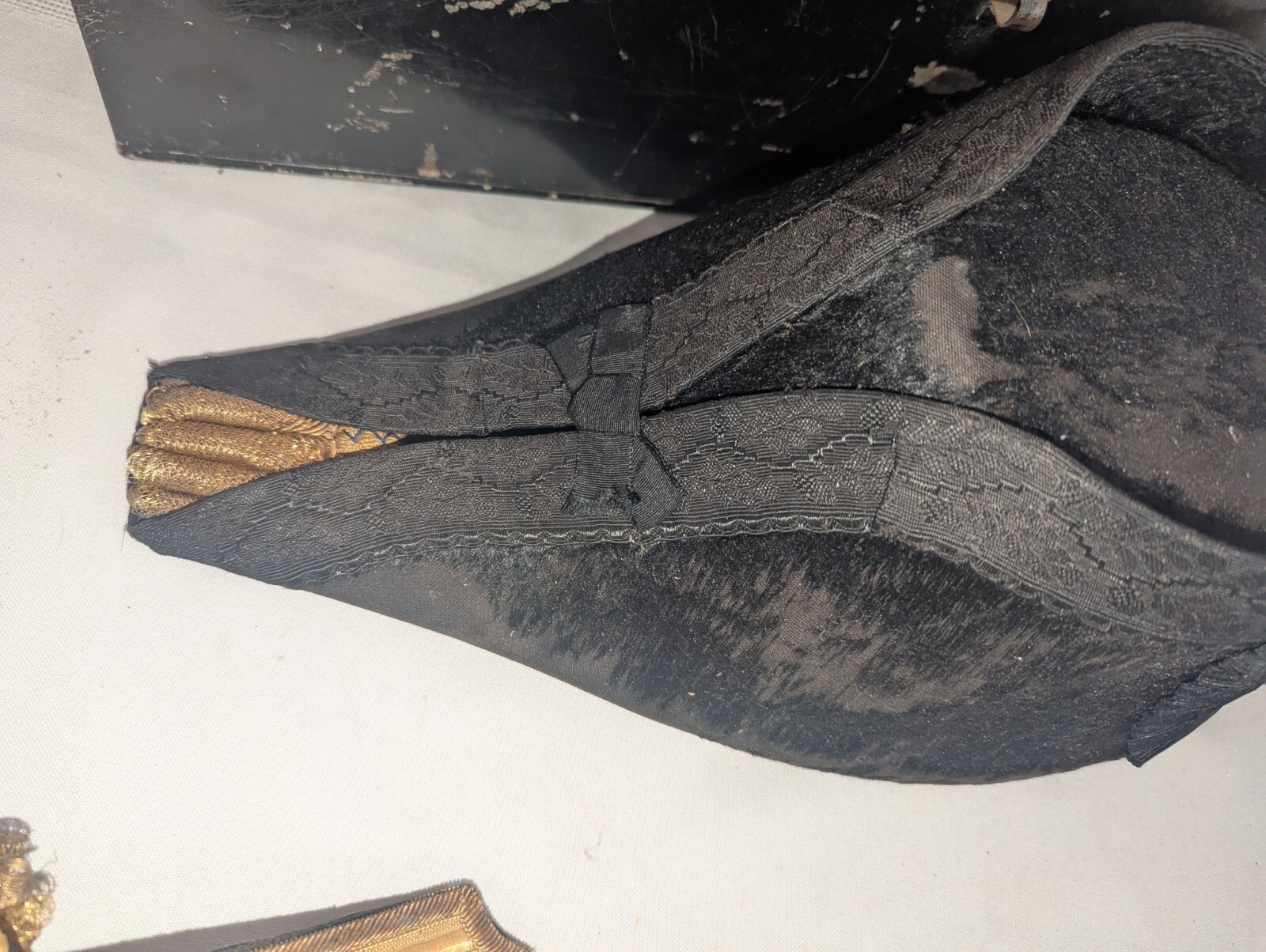 19th Cent. US Navy Officers Hat w/ Epaulettes & Belt in Tin Case Original!