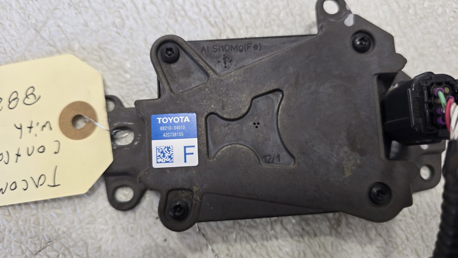 2018 - 2023 TOYOTA TACOMA CRUISE CONTROL RADAR WITH PIGTAIL 88210-04010 OEM