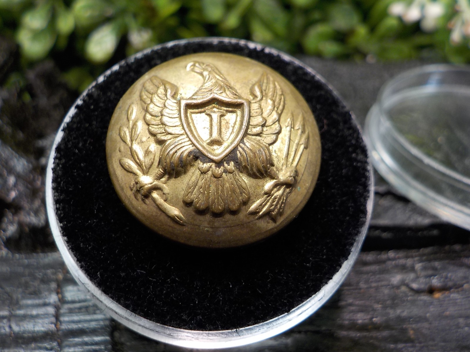 Old Rare Vintage Antique Civil War Relic Eagle Infantry Coat Button Free Case