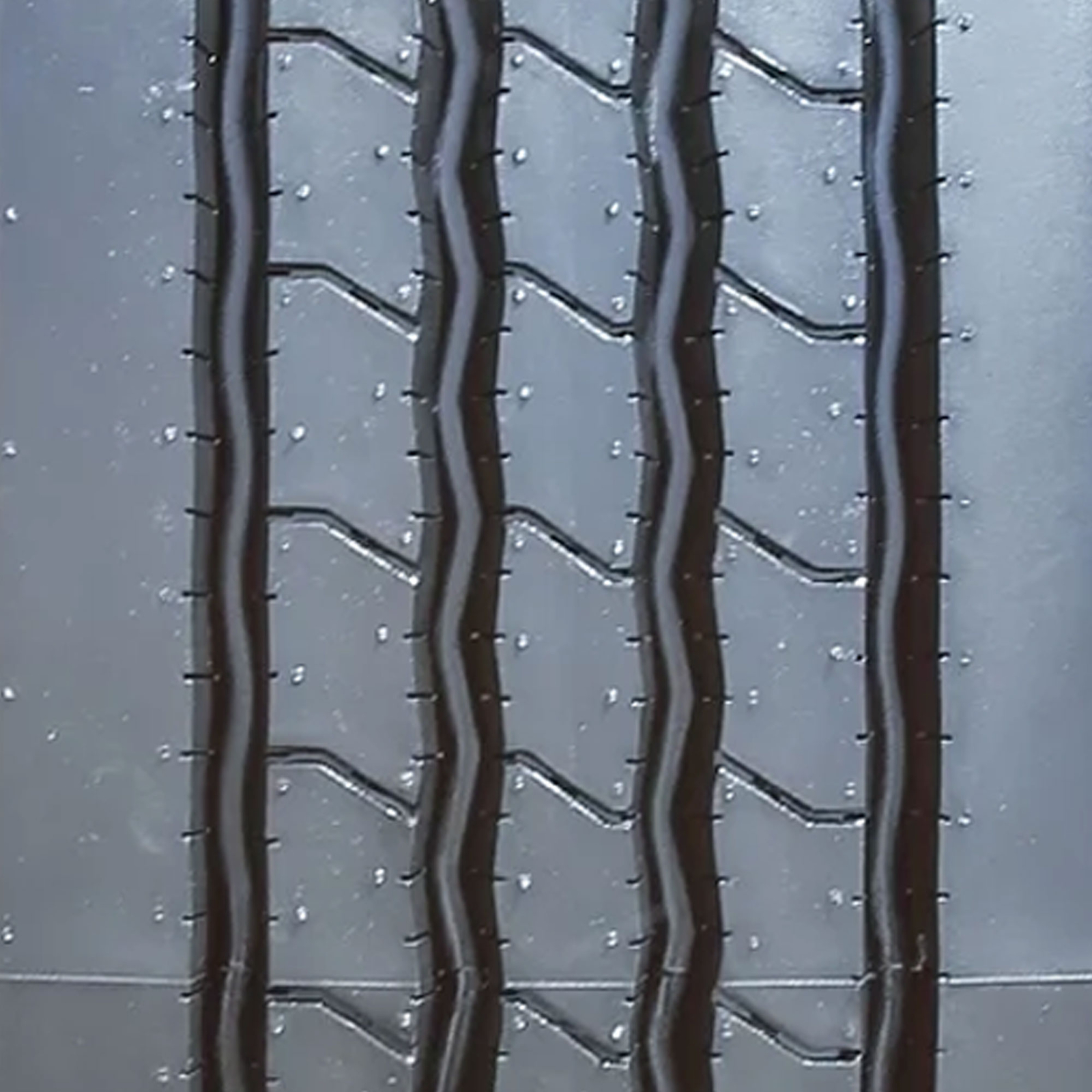 1 New Green Max Gar202 - 245/70r19.5 Tires 24570195 245 70 19.5