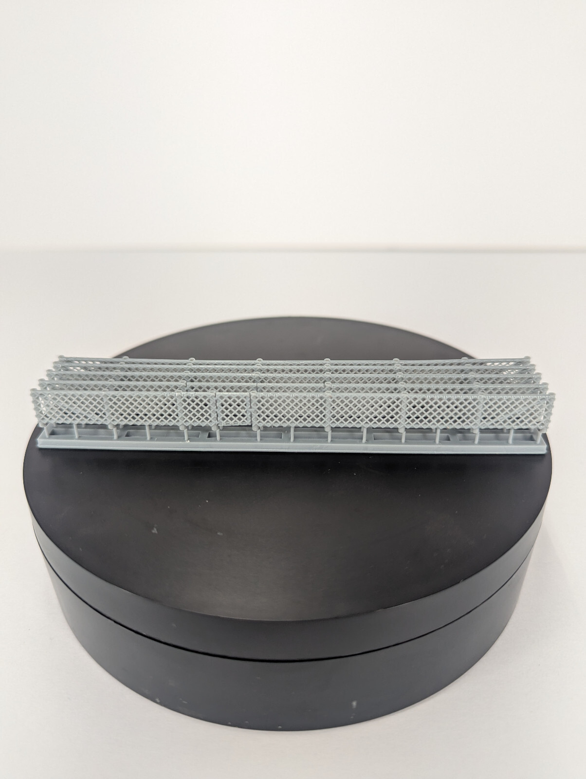 N scale 4 ft chain link fence 5 pcs over 25 inches N2008