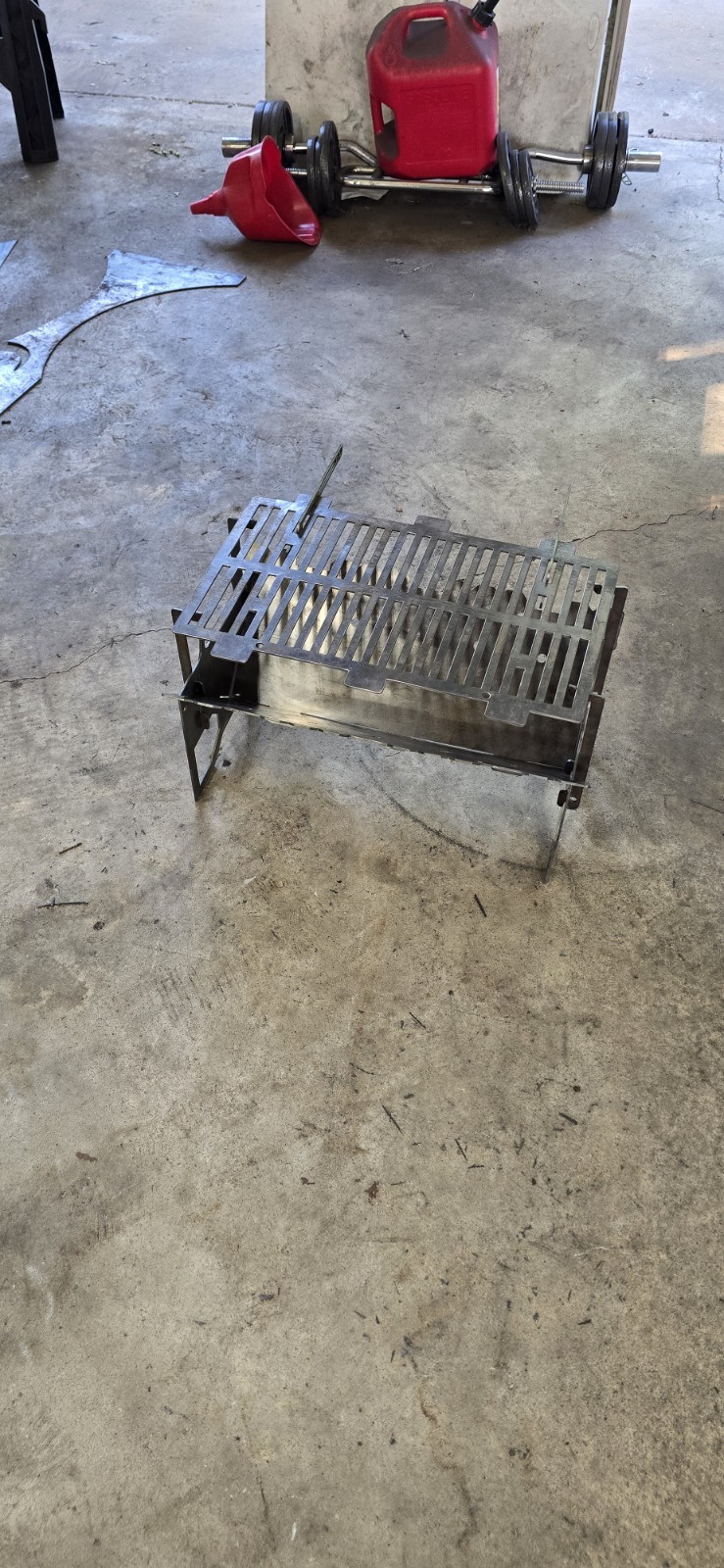 Collapsible Slot Grill 11 Gauge With A Lifted Rack Millscale Free MADE IN THE US