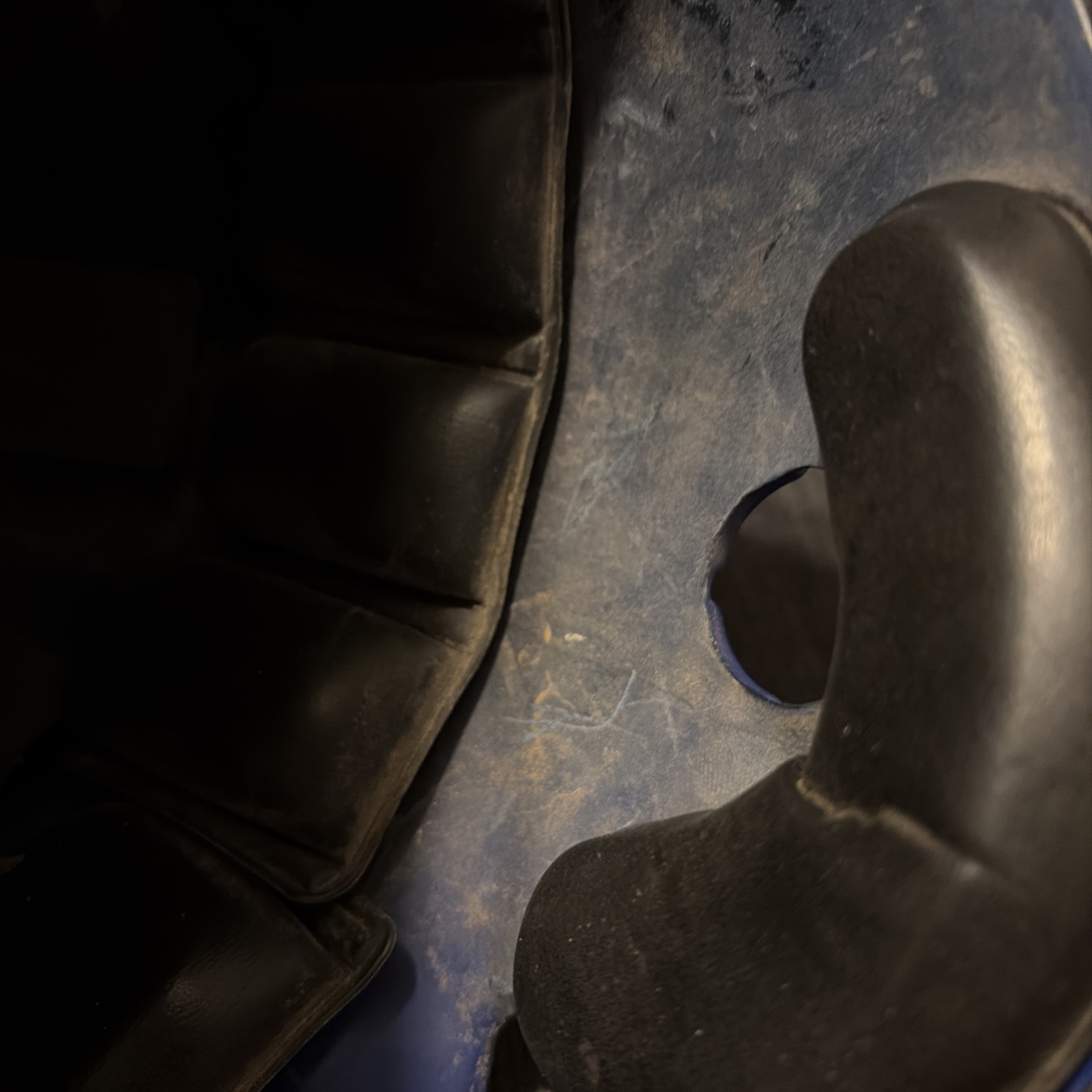 Rare Chicago Cubs Used Batting Helmet Cracked Vintage LG