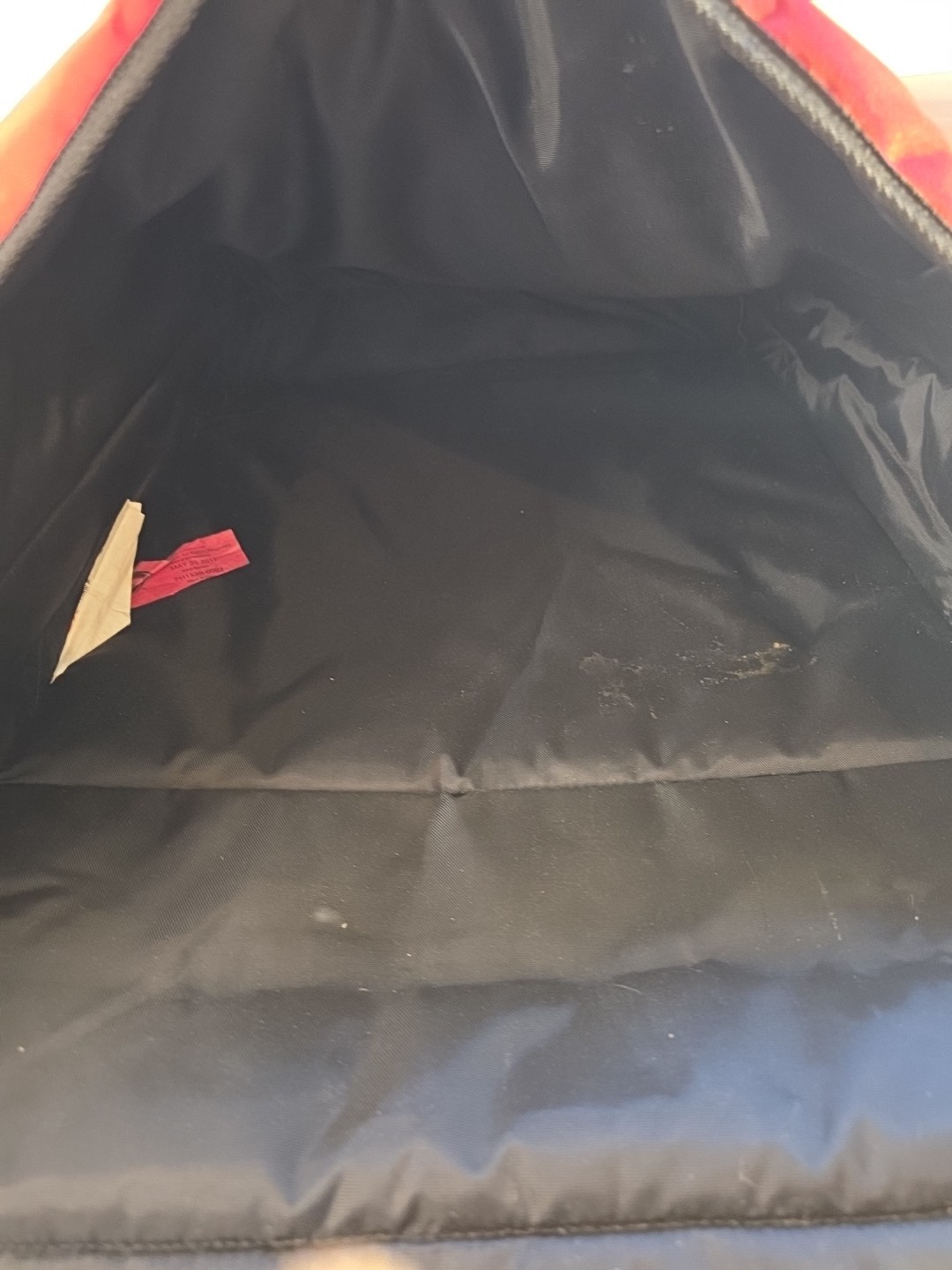 Pizza Hut Insulated Pizza Delivery Bag "HOT FROM THE HUT"!!! (Red and White bag)