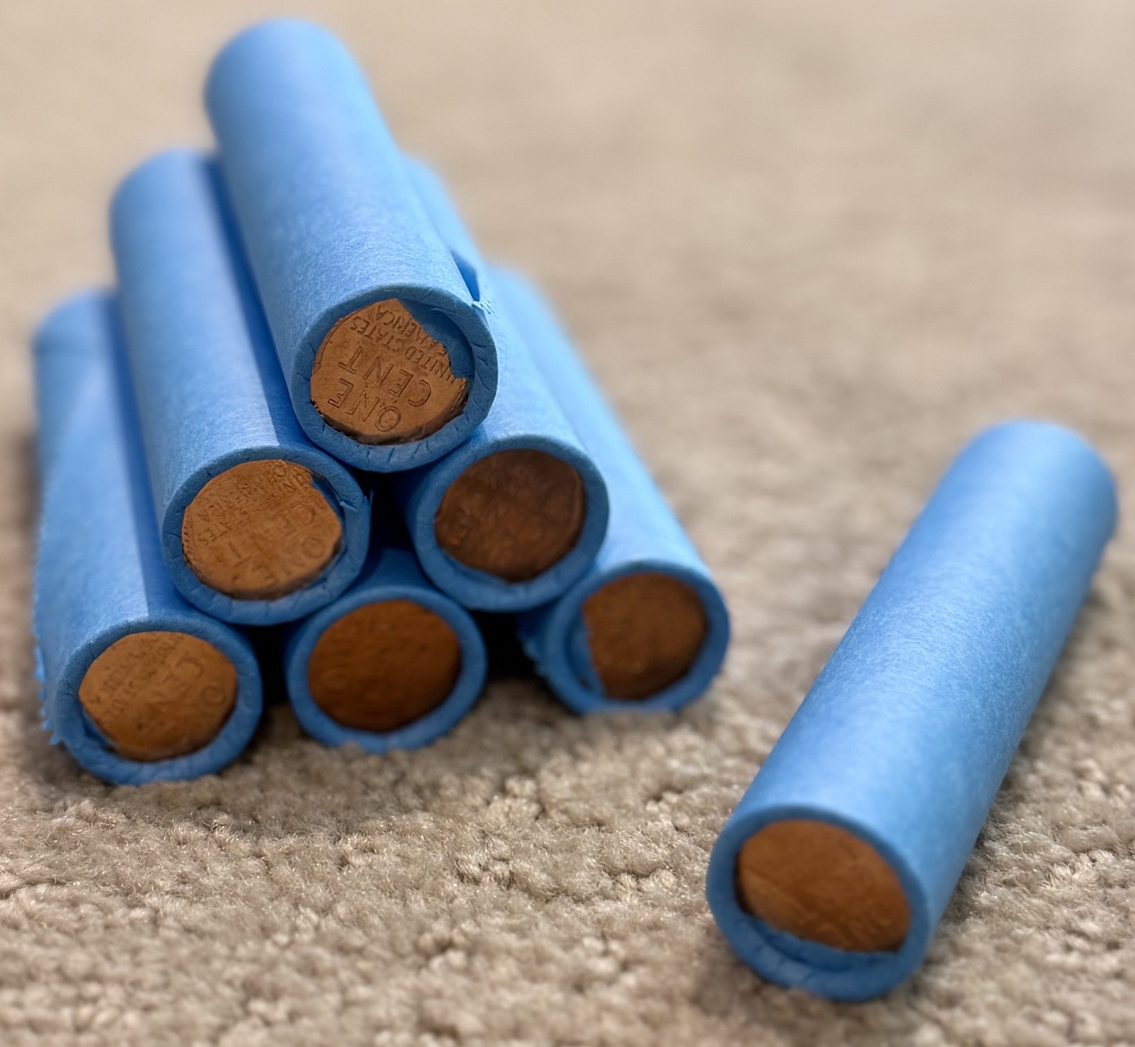 Blue wheat penny BU on end of unsearched circulated cents mixed dates mint marks