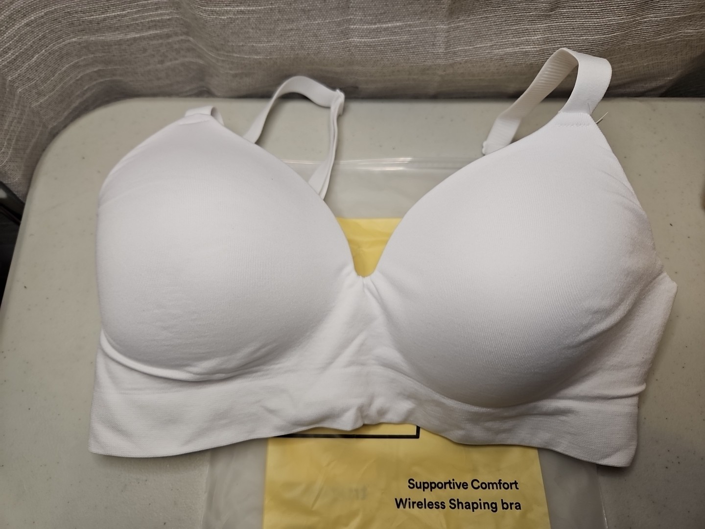 NWT Truekind Supportive Comfort Wireless Shaping Bra White Medium