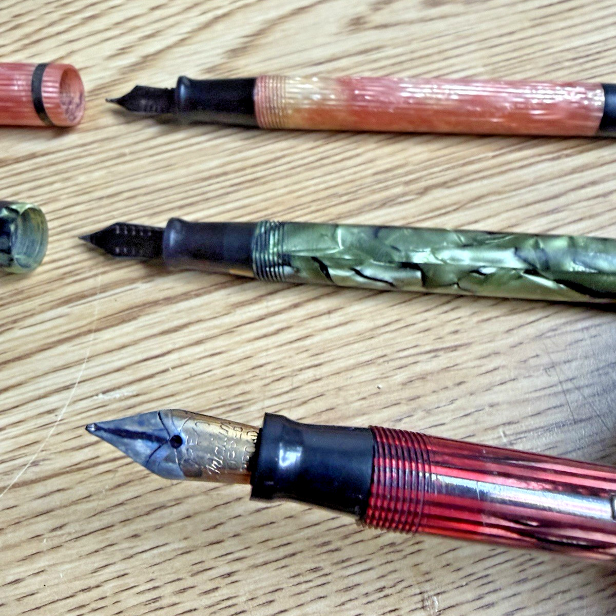 Lot Of 4 - Vintage Fountain Pens - Pink, Green, Burgundy Writing Instrument Pen