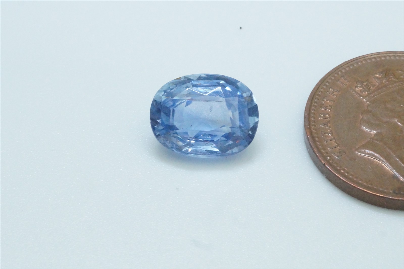 PALE BLUE NATURAL SAPPHIRE - ANTIQUE CEYLON NATIVE CUT 4.8ct