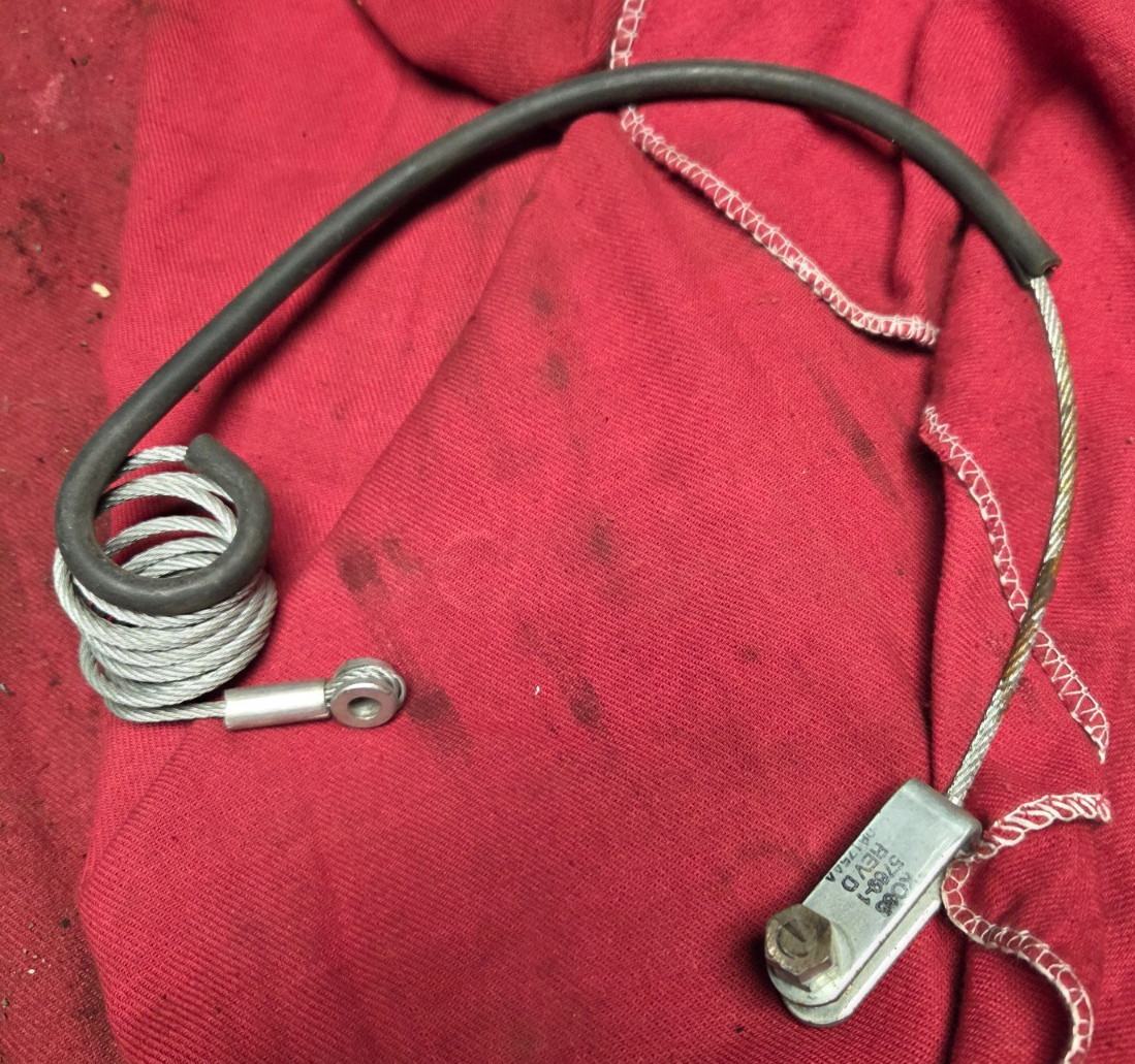 KENWORTH  T600  HOOD CABLE   K8-5791,  08175AA  NEW OPEN BOX