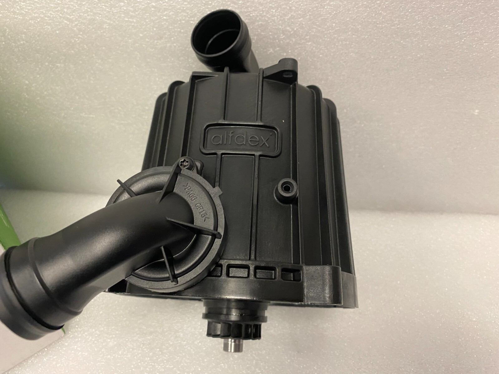 OEM Volvo Crankcase Ventilation Separator 21373547 22877306 + Gasket 20532891