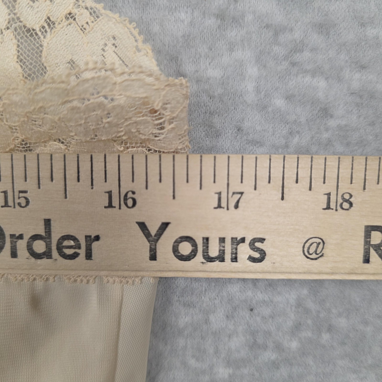 Vintage Vanity Fair Slip Dress Womens Large White Nylon Lace Trim Lingerie 90s