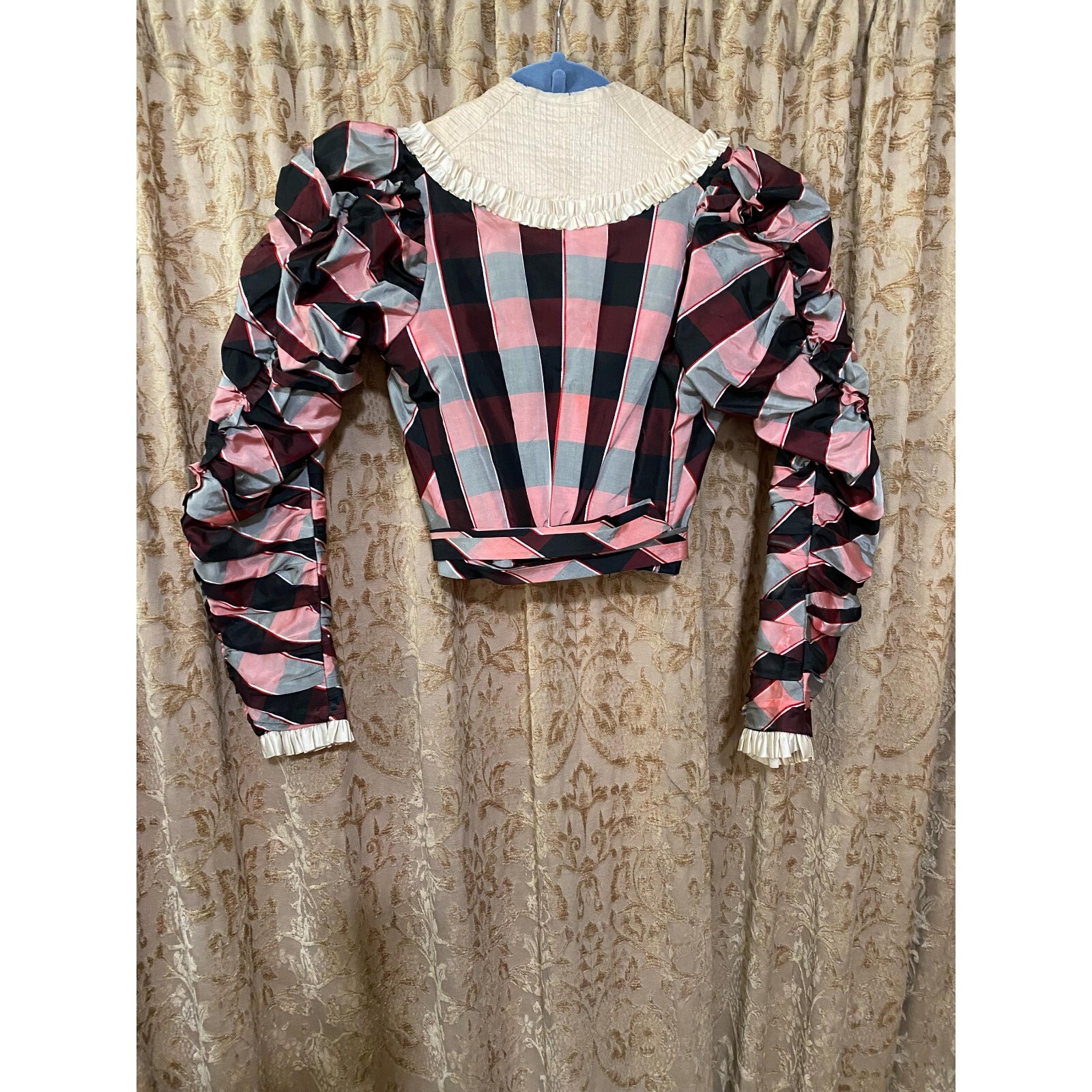Victorian bodice, circa late 1890s. Checkered Boned interior. Puff Sleeves
