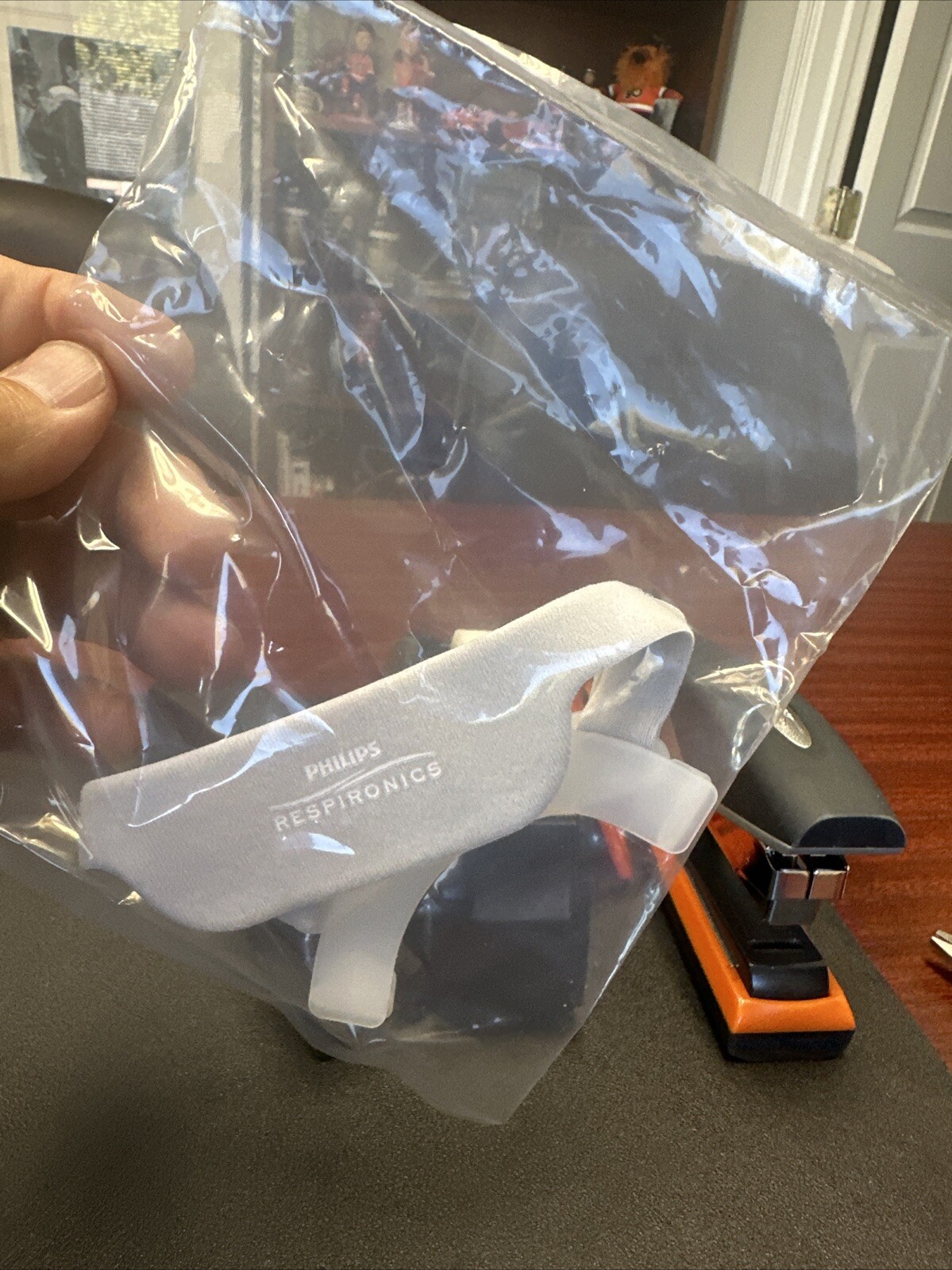 Authentic DreamWear Headgear with Arms Model 1116751 New Sealed