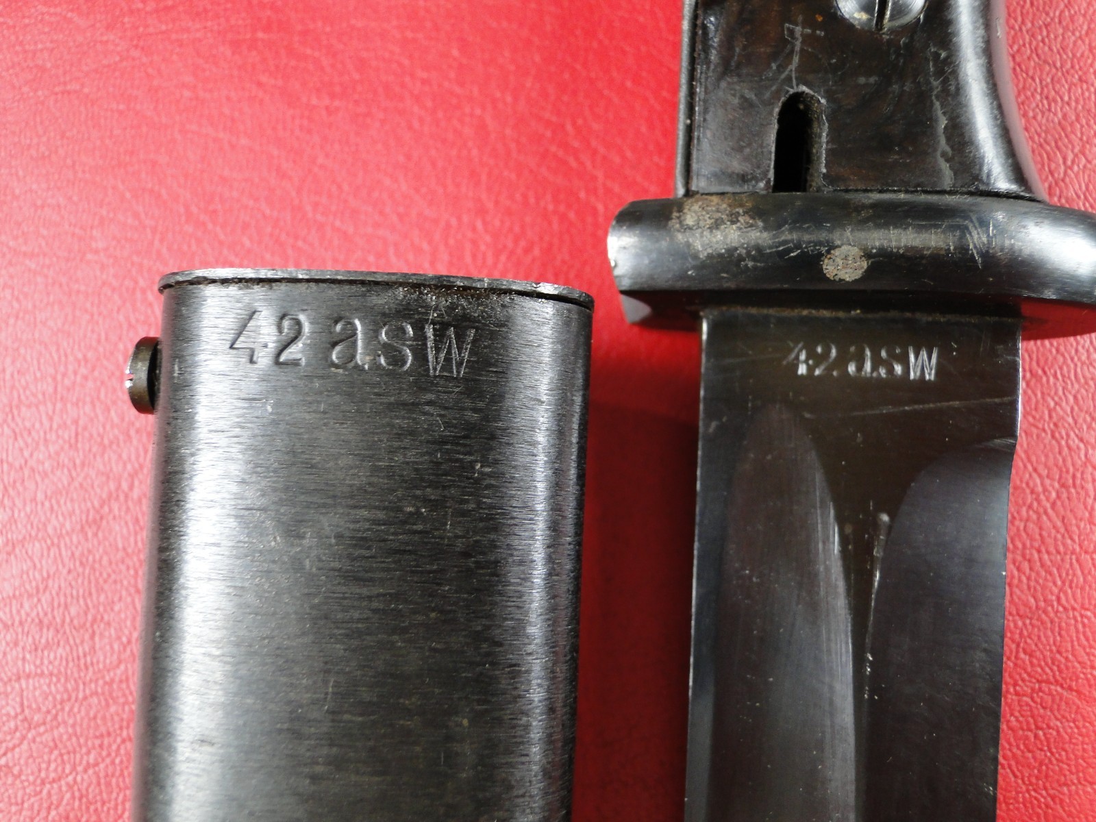 Excellent Original WWII German K98k Bayonet Horster 1942. (SMA3513)