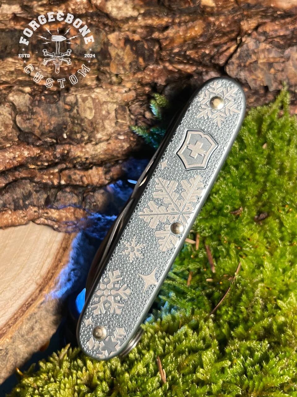 Victorinox Pioneer X Winter Magic Special Edition 2020 0.8231.22E1