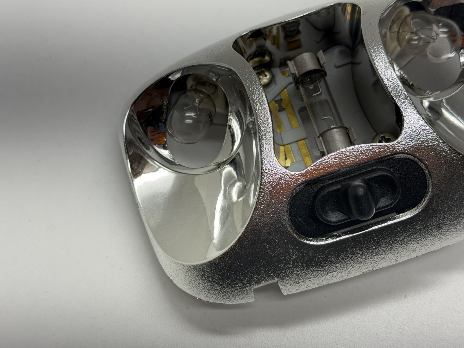 TESTED 1994 - 2004 THREE Bulb Ford Ranger Mazda Dome Light Map Overhead OEM C12