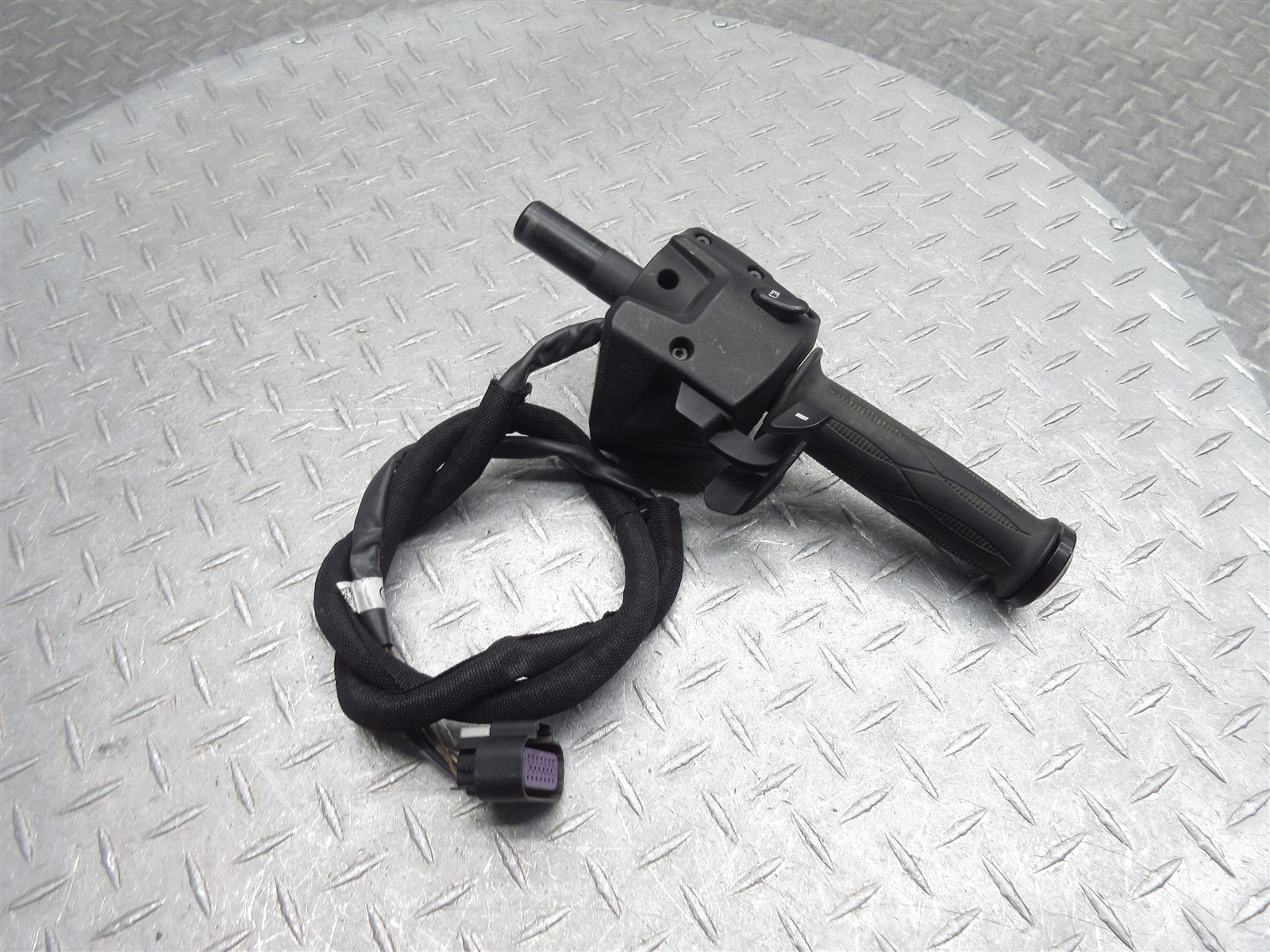 2020 20-24 Can-Am Spyder F3 Limited OEM Left Handlebar Control Switch Assy