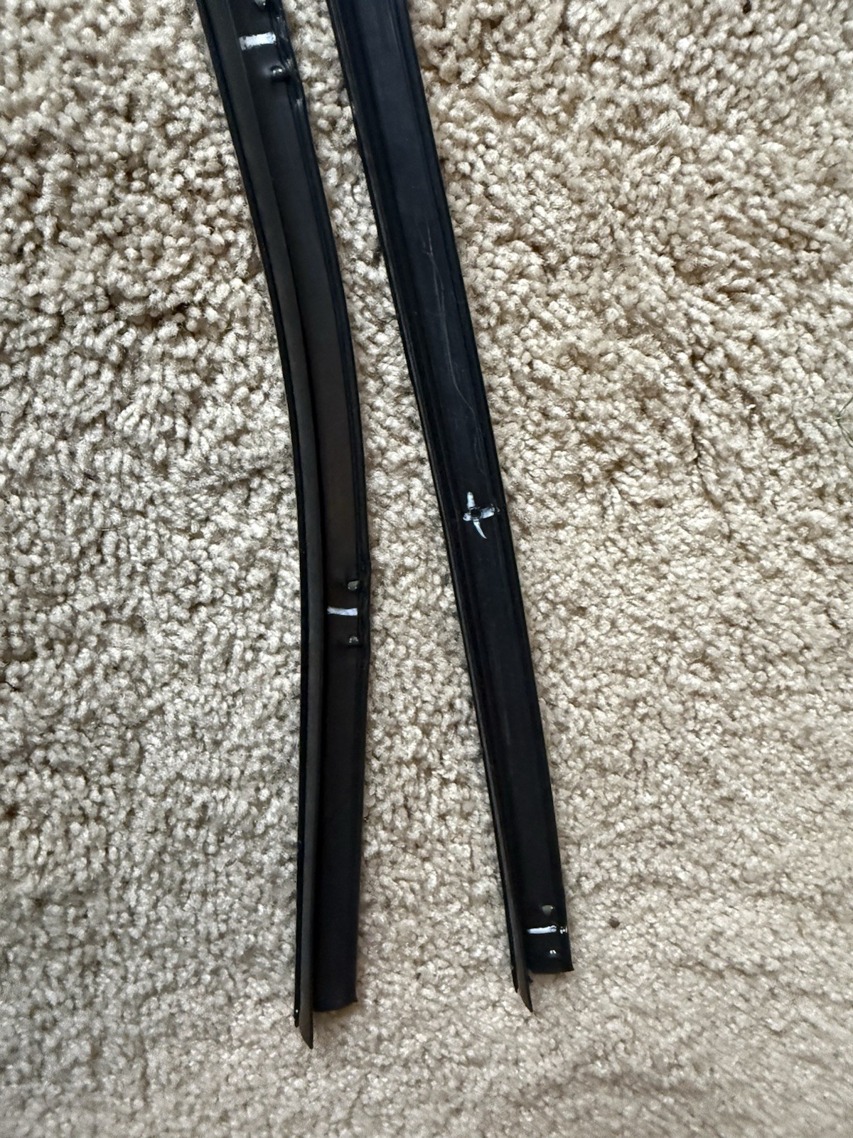 1969 -1975 Corvette Outer Door Window Seals Felts Convertible Pair C3 NEW