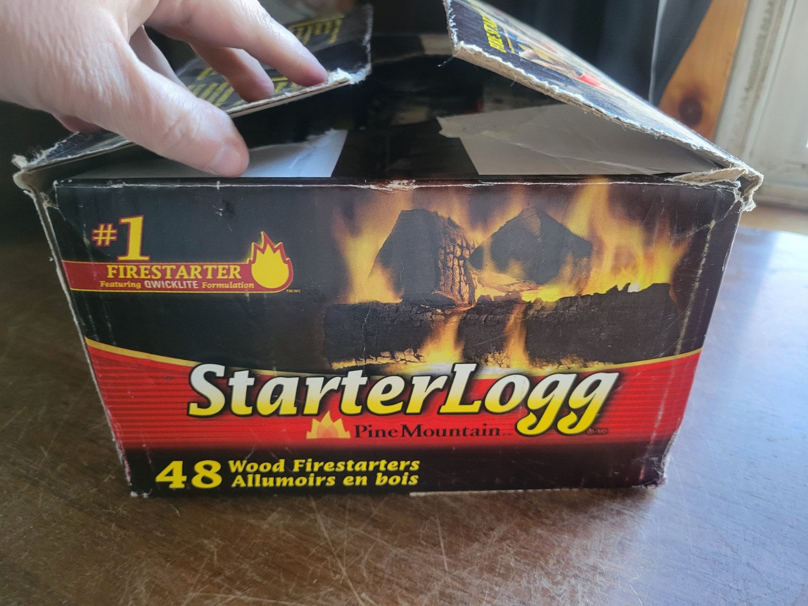 24 Starter Loggs And 1 Creosote Sweeping Log