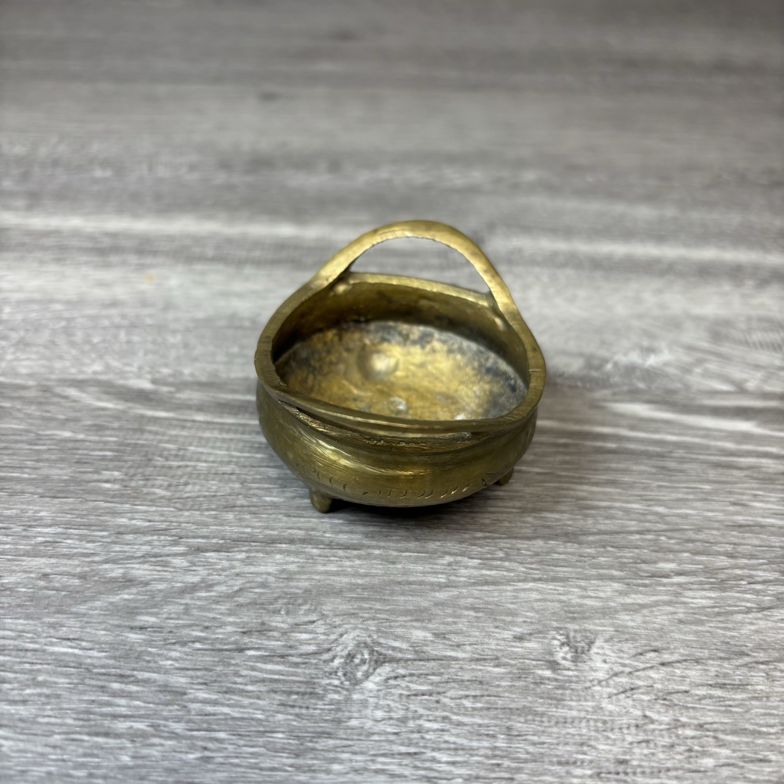 Vintage Chinese Brass Censer Tripod Incense Burner Xuande Reign 6 Hallmarks 2”