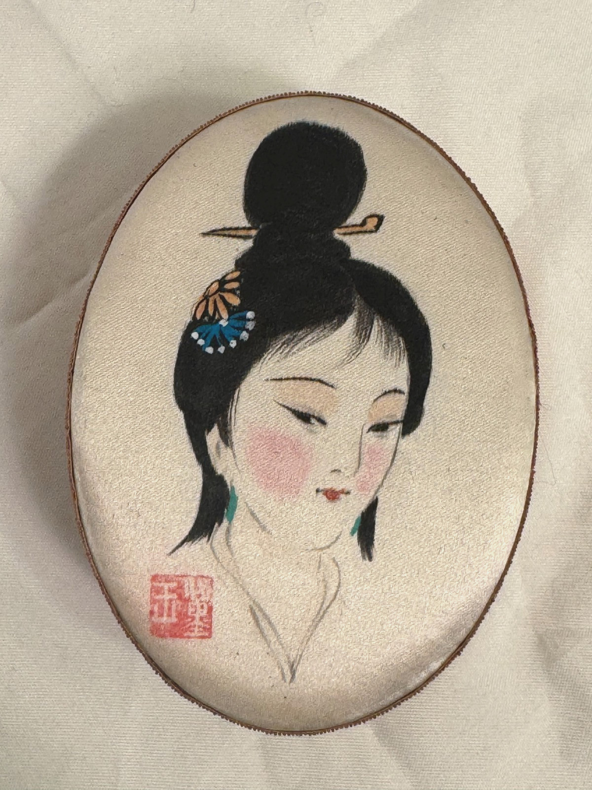 JAPANESE ASIAN CHINESE SILK GREEN WALLET SIGNED OVAL BOX PAINTING GEISHA WOMAN
