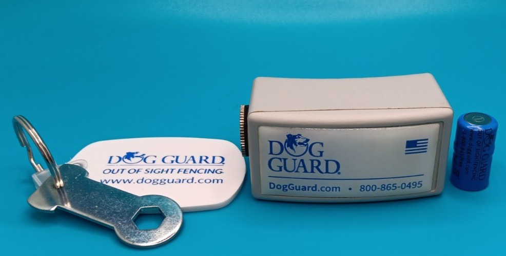 DOG GUARD T-4 Transmitter With DG9XT 7kR Non-Coded Receiver