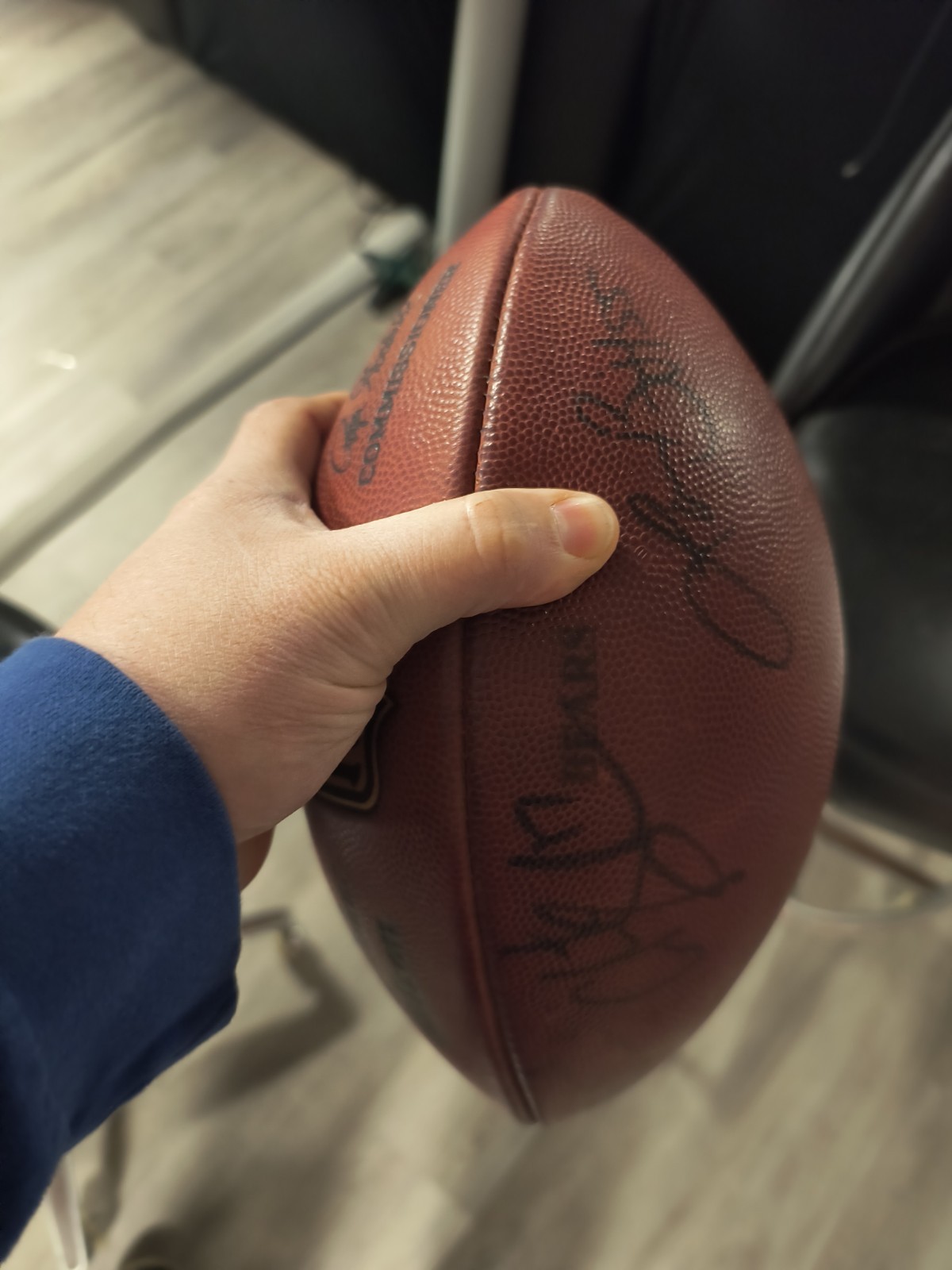 Chicago Bears Game issued Team Used Football signed by BRIGGS BENSON ALSHON etc