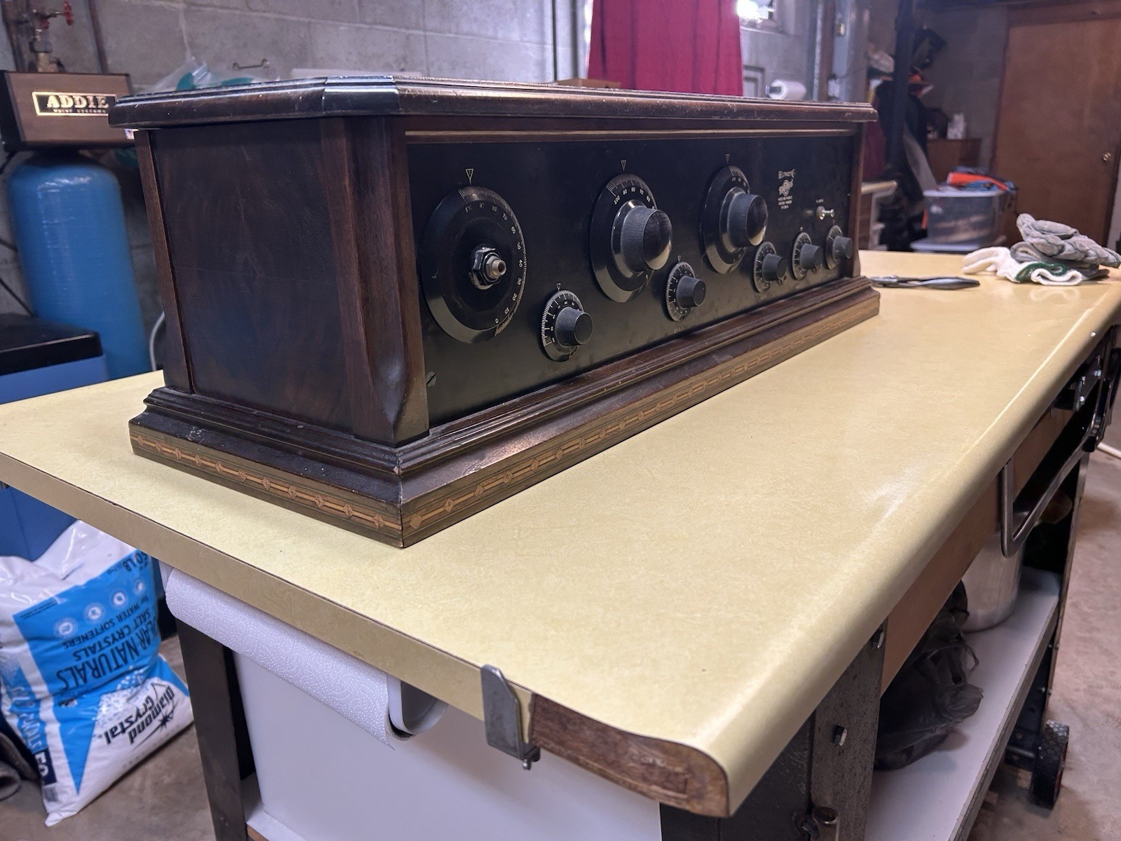 1920s E. Howard Neutrodyne Battery Radio Receiver –Original, Untested, Hazeltine