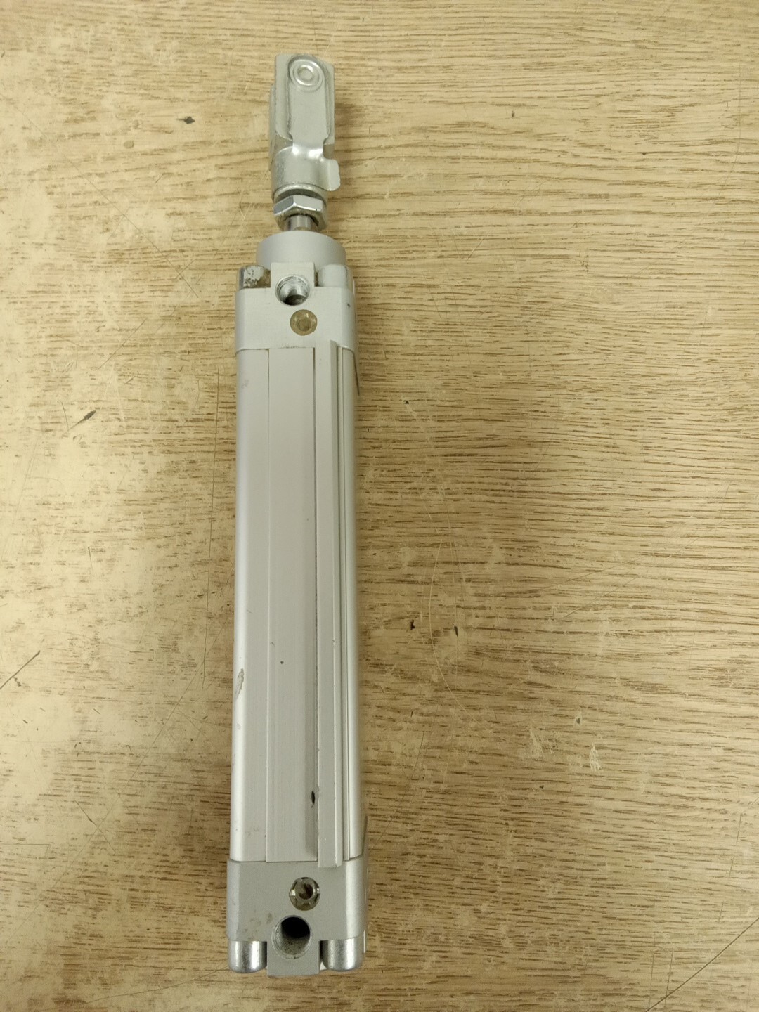 Festo DZH-32-100-PPV-A Pneumatic Air Cylinder 14045
