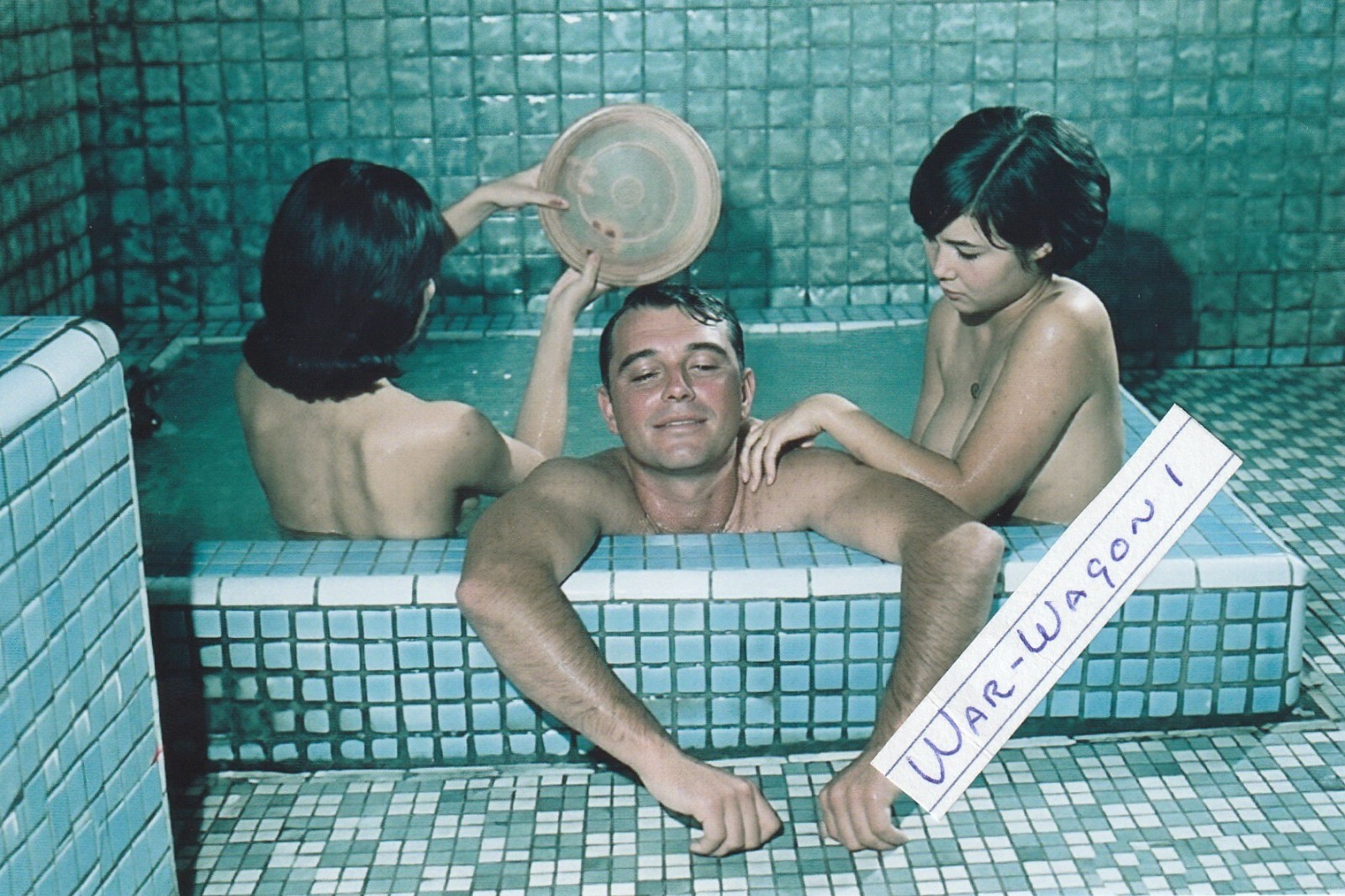 Vietnam  War  Photos -- . Saigon Ladys..