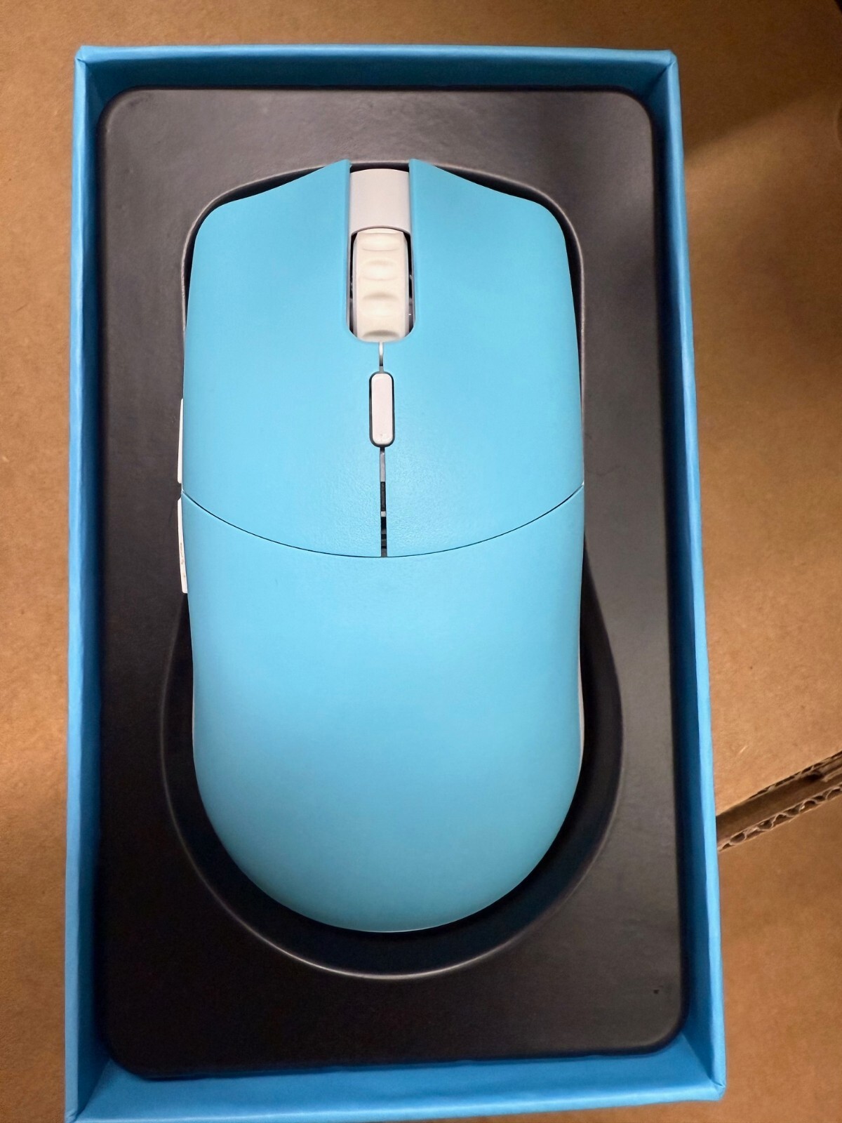 Glorious Forge Model O Pro Wireless BLUE LYNX