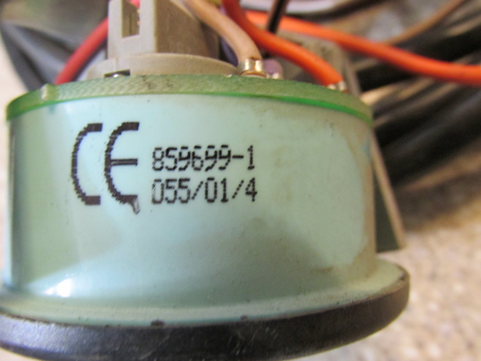 Mercury Outboard 79-835360A Warning Gauge New 859669