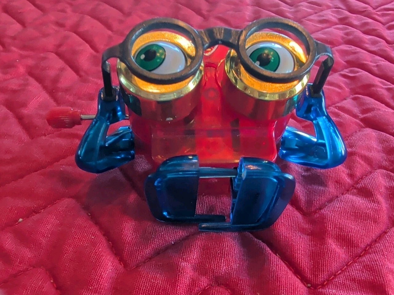 Z Wind Ups Peppers Toy. tIMY 2010. Walks, Eyes & Eyeglasses Move.