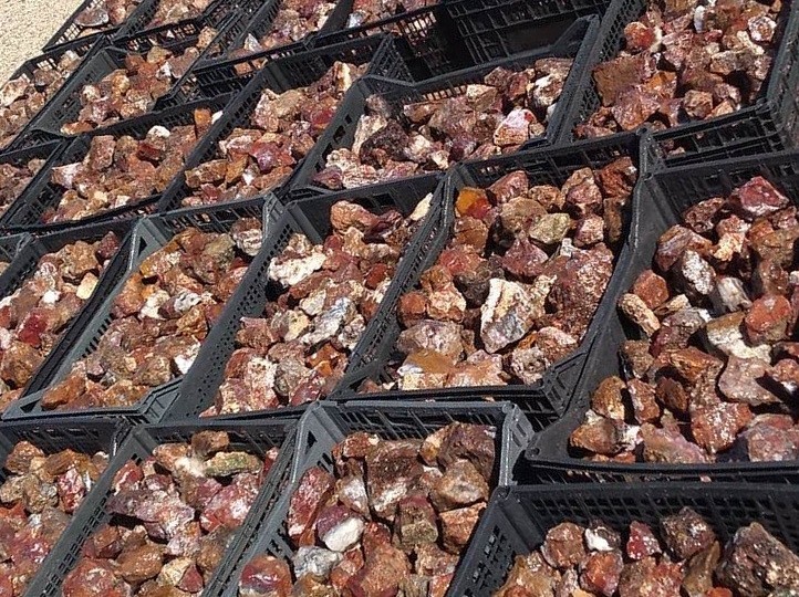 San Carlos Agate natural lapidary cabbing tumbling rough from Mexico