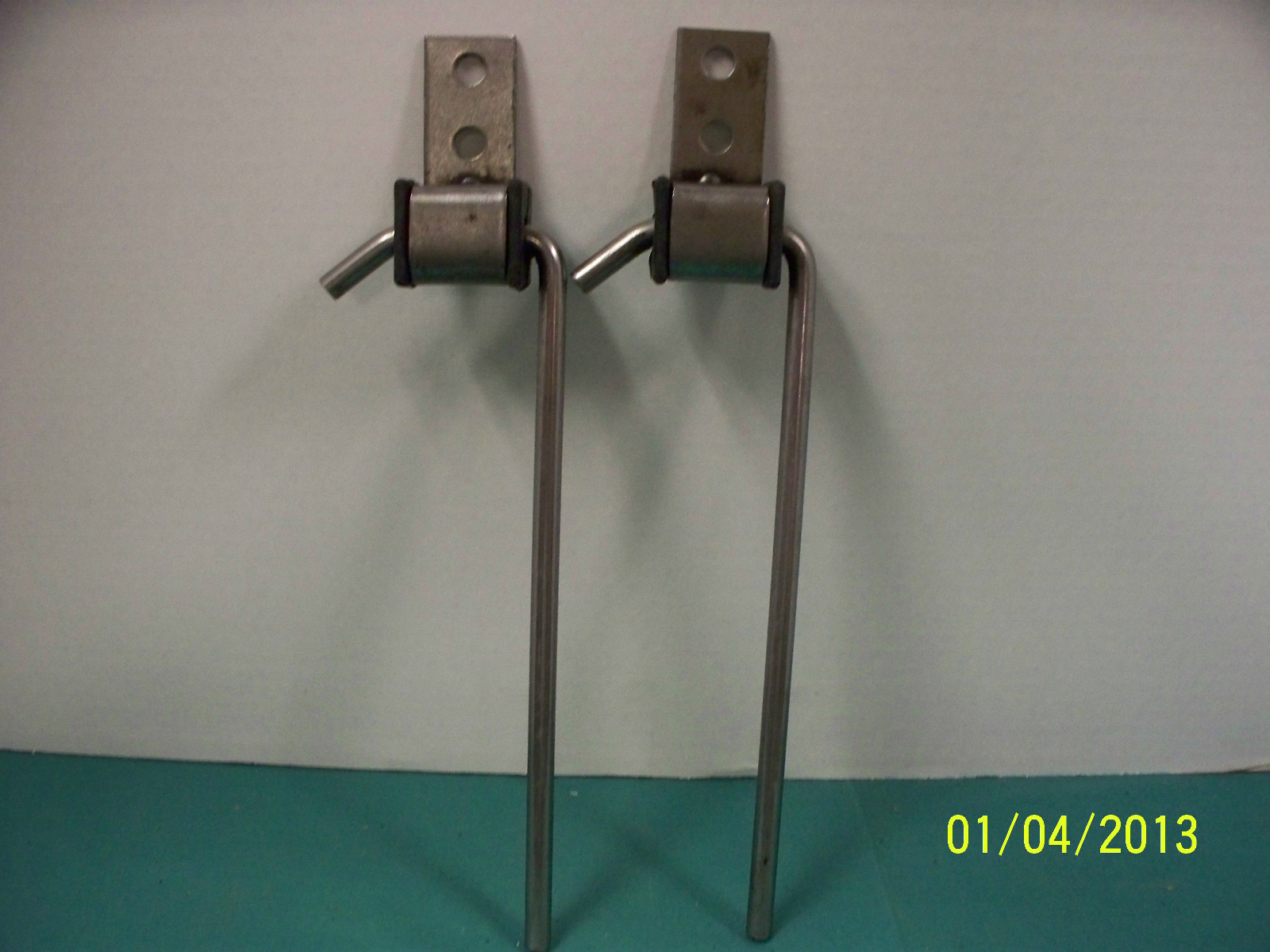 2x UNIVERSAL WELD-ON SOUTHERN EXHAUST HANGERS-2 PCS