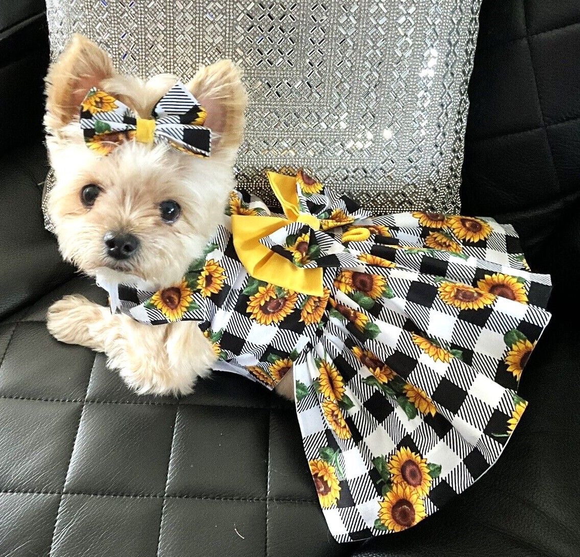 DOG HARNESS DRESS  SUNFLOWER ON CHECKS     NEW HANDMADE  FREE SHIPPING