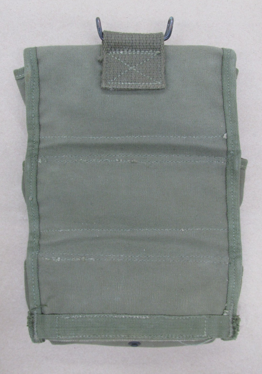 Genuine WW2 U.S. Army/USMC 1944 Dated 3 Pocket OD Green Grenade Pouch