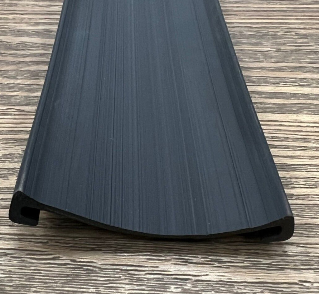 FUEL TANK STRAP ISOLATOR LENGTH 40" WIDTH 2-1/2" THICKNESS 1/8"