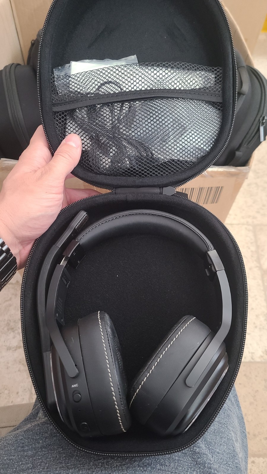 Rand McNally ClearDryve 220      Bluetooth Headphones - New without Box