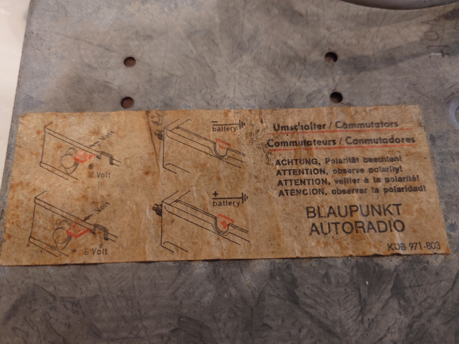 Blaupunkt autoradio KDB 971-803 includes trim working condition