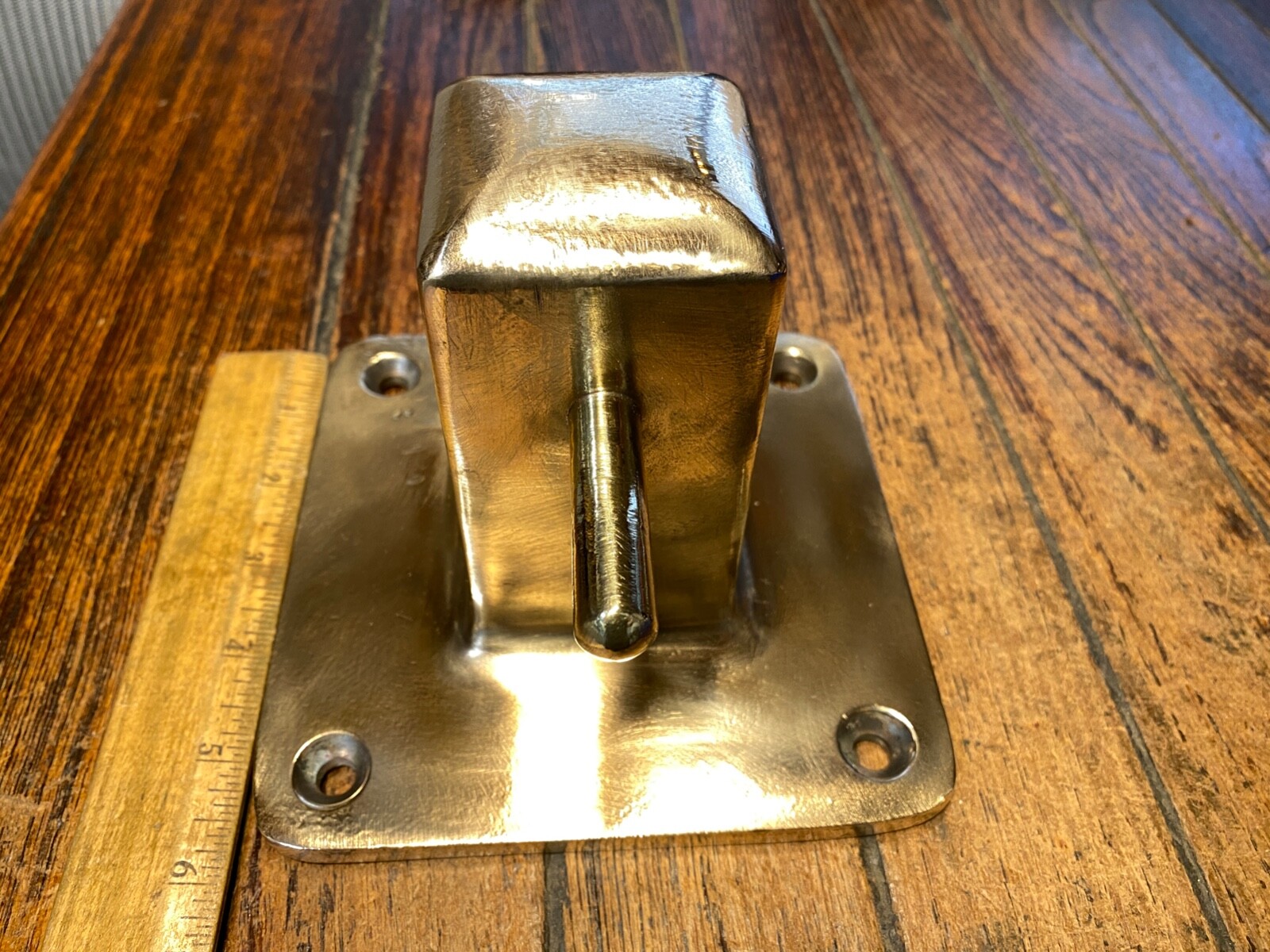 VINTAGE PERKO POLISHED BRONZE MOORING BITT, SAMPSON POST/BOLLARD, CLEAT 6" BASE