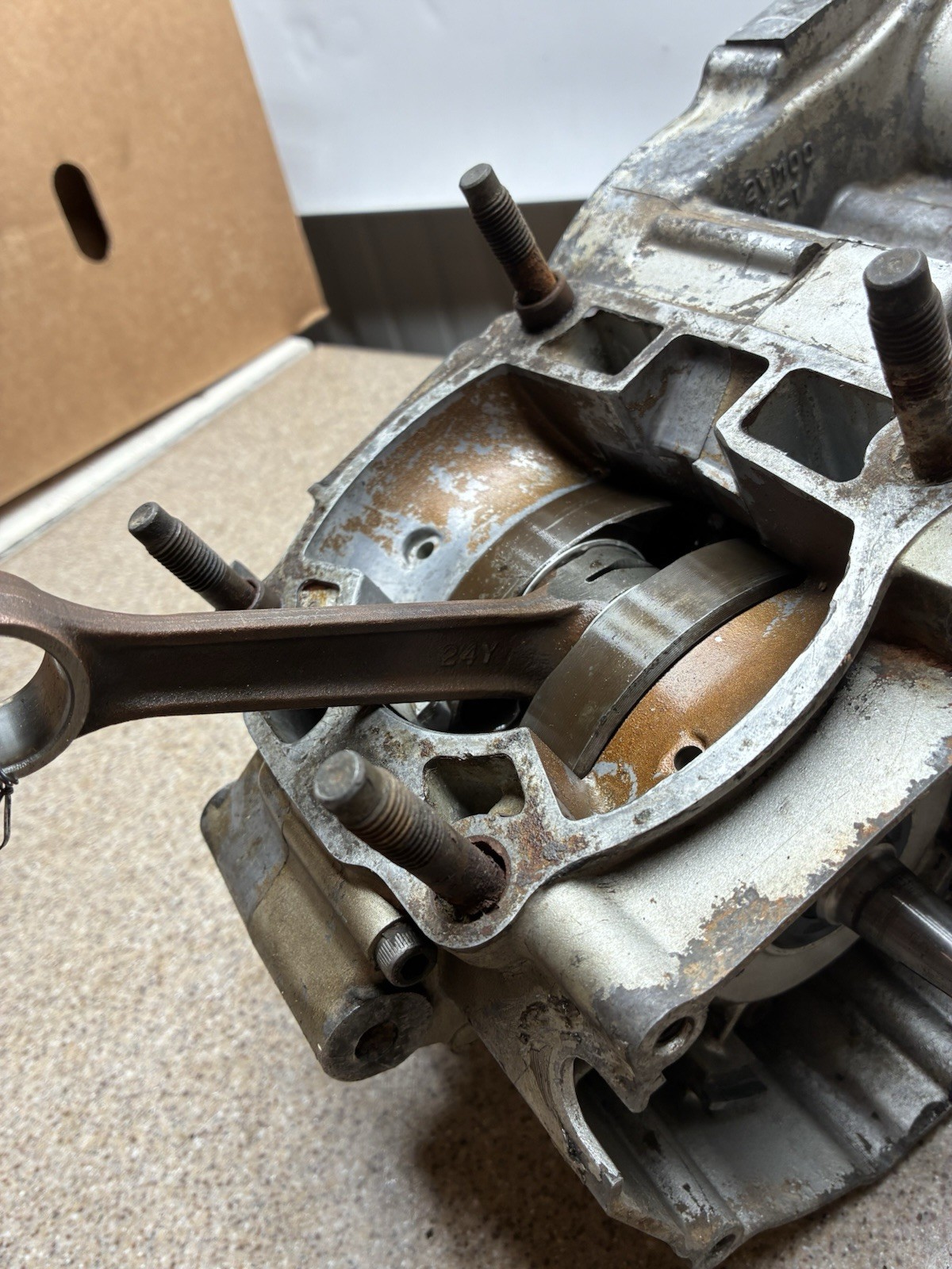 1988 Yamaha YZ250 YZ 250 bottom end motor engine gears case left right Crank