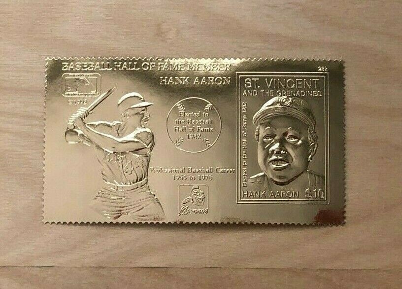 St. Vincent 1996 - Hank Aaron, Hall of Fame, Baseball 23k Gold Foil Stamp - MNH