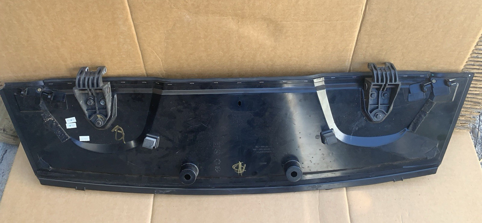 2006-2009 OEM Pontiac G6 Convertible Top Tonneau Cover Rear Boot Lid -chipped