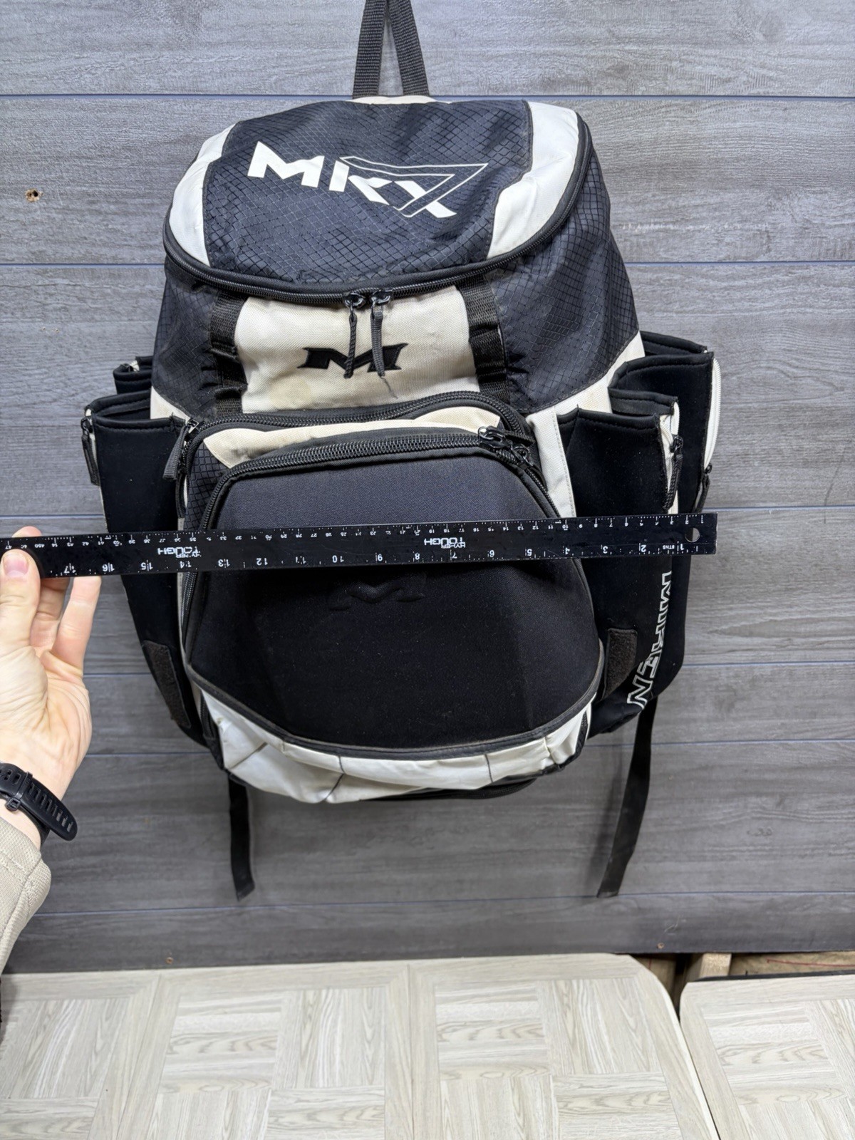 Miken MK7X Baseball Backpack Softball 4 Bat Sleeves Black White Slow pitch Large