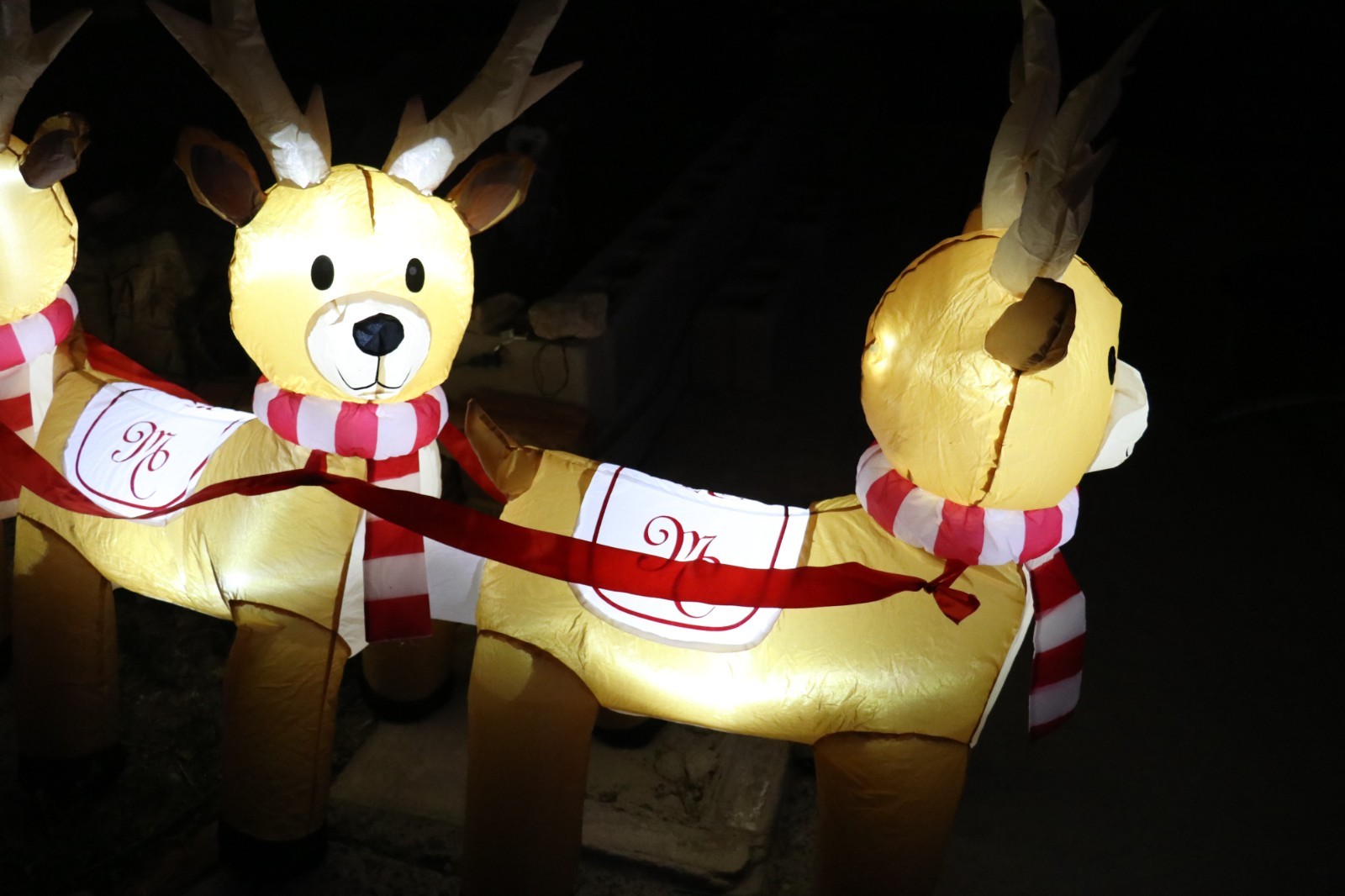 Mariah Carey 12ft Christmas Inflatable Santa Sleigh +3 Reindeer Outdoor -RETIRED