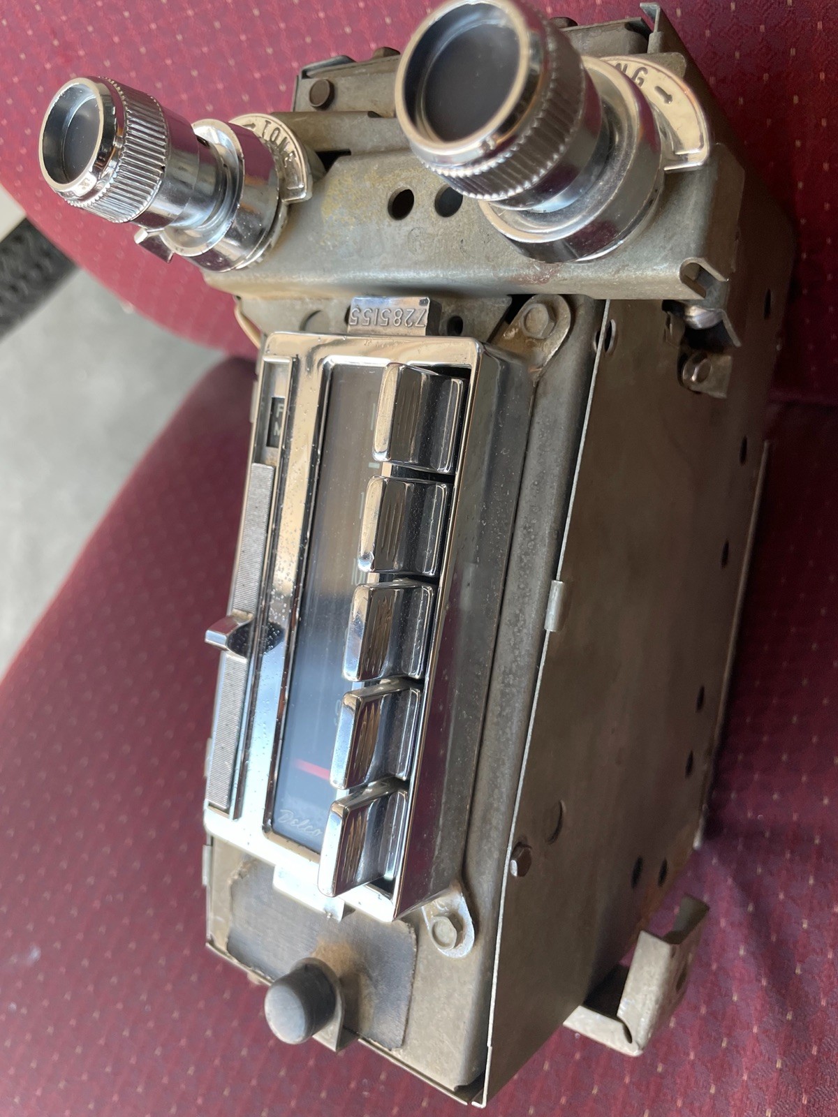 1966 C2 Corvette AM/FM Radio w/ Control Knobs