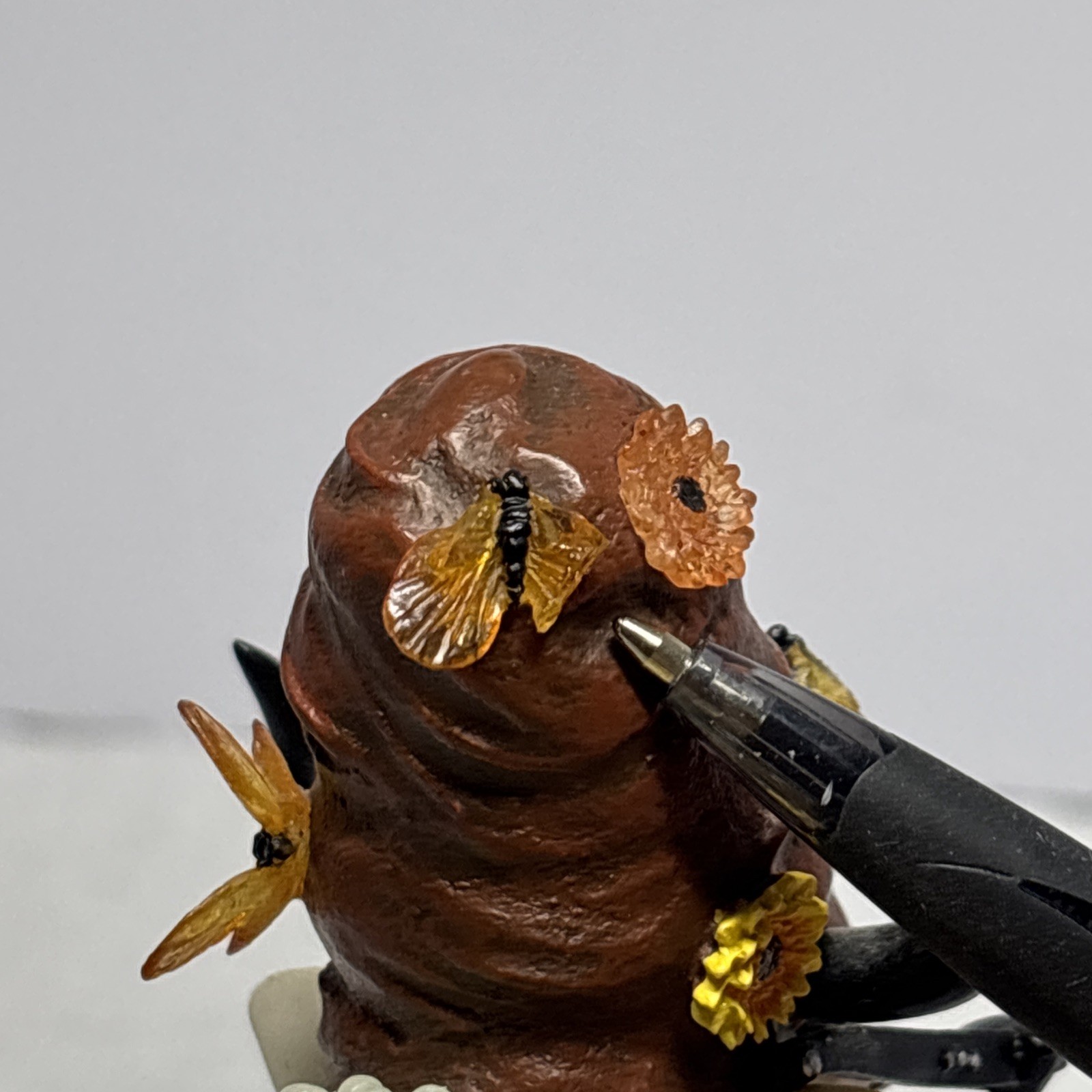 Cow Parade Beehive Bovine 2002 Retired VINTAGE-READ DESCRIPTION