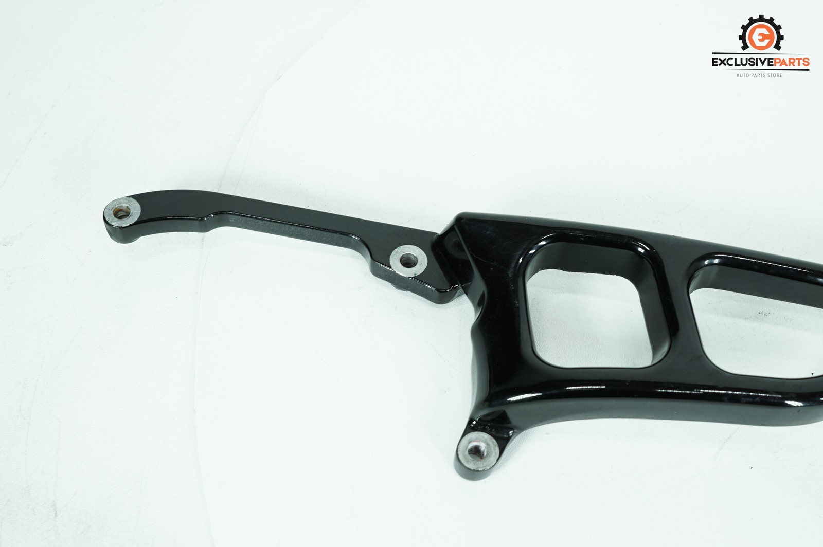 12 Harley Dyna FLD Switchback OEM Exhaust Hanger Bracket Mount Support 65992-12